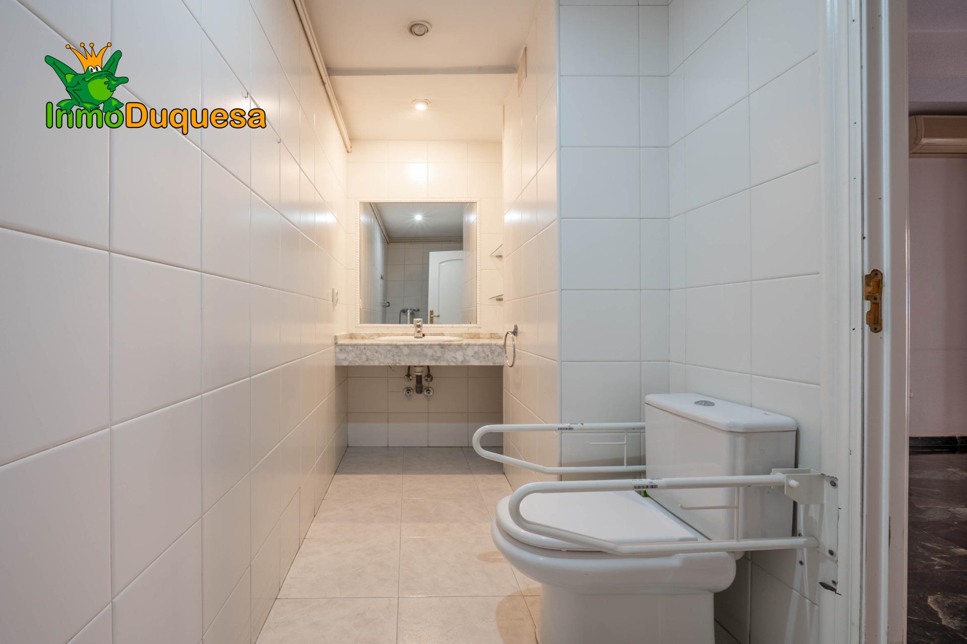 Piso de 4 Dorm. en Pedro Antonio de Alarcón. Con plaza de ap - foto 39