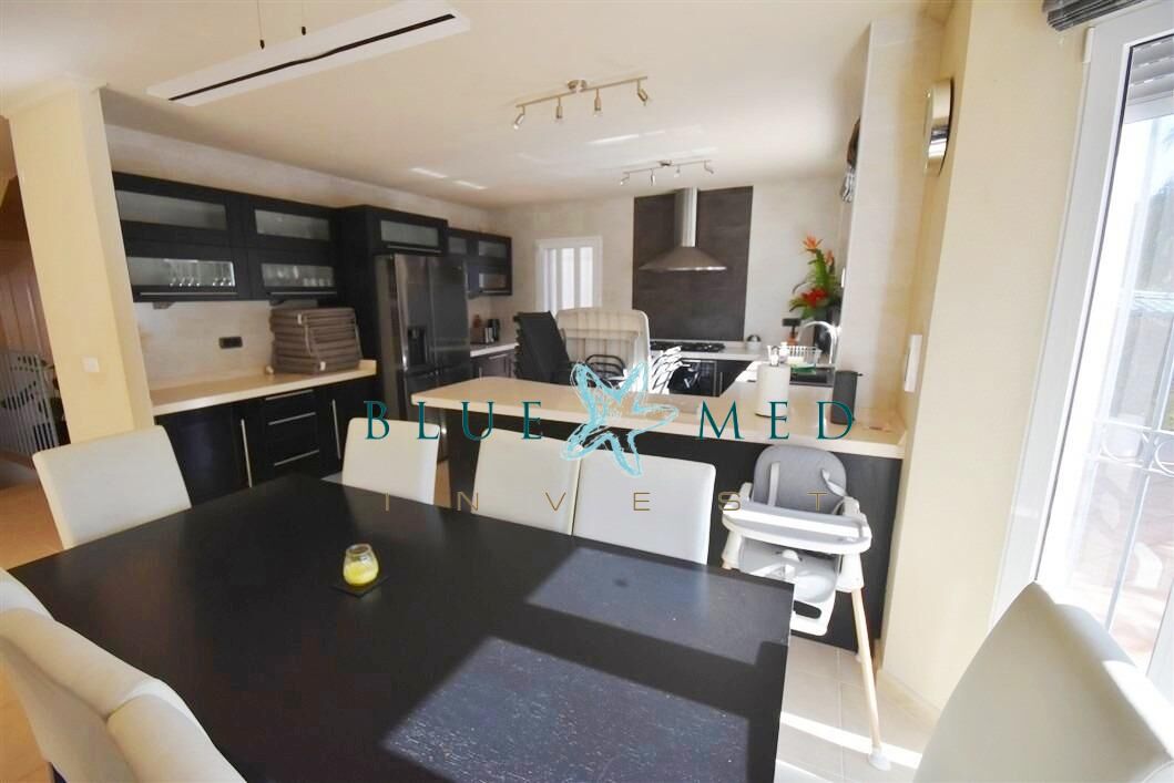 VILLA DE LUJO A DOS PASOS DE LA PLAYA - foto 9