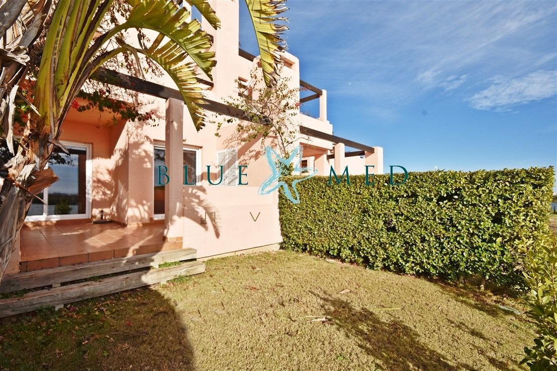 MAGNÍFICO APARTAMENTO EN PLANTA BAJA CON VISTAS AL LAGO - foto 8