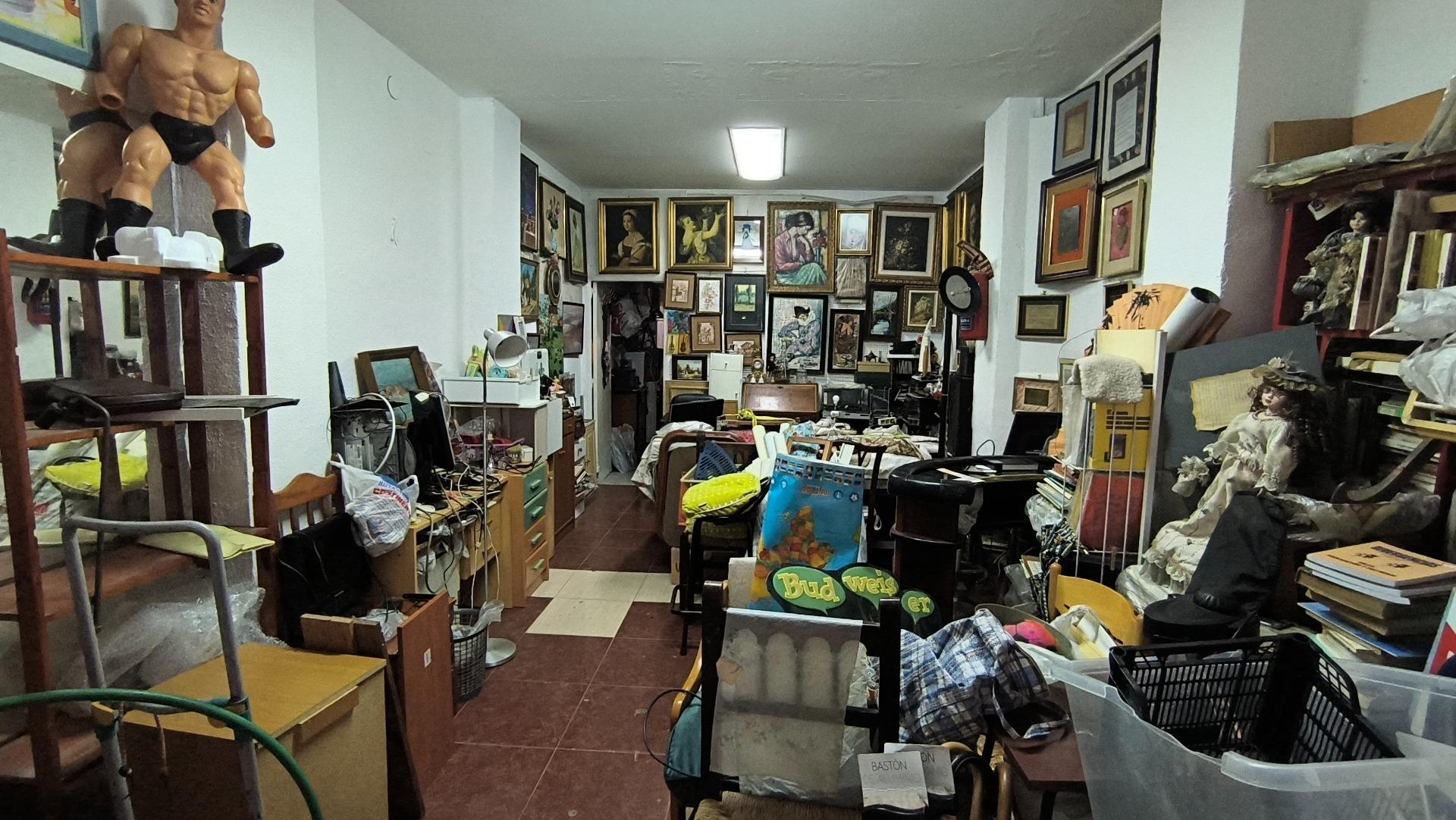 Local a pie de calle en Nou Moles - foto 2