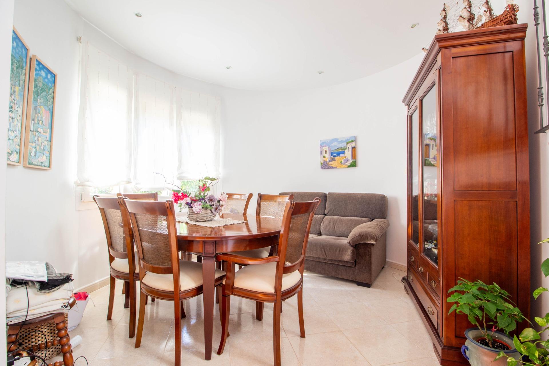 Vivienda unifamiliar con piscina y amplias terrazas en Cala  - foto 31