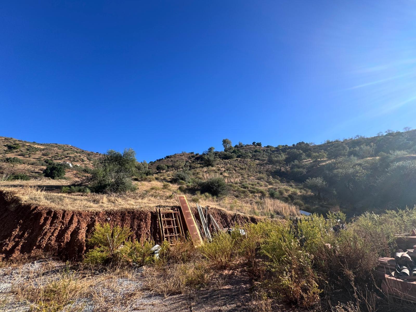 Finca Rústica 24.000m en Riogordo - foto 14