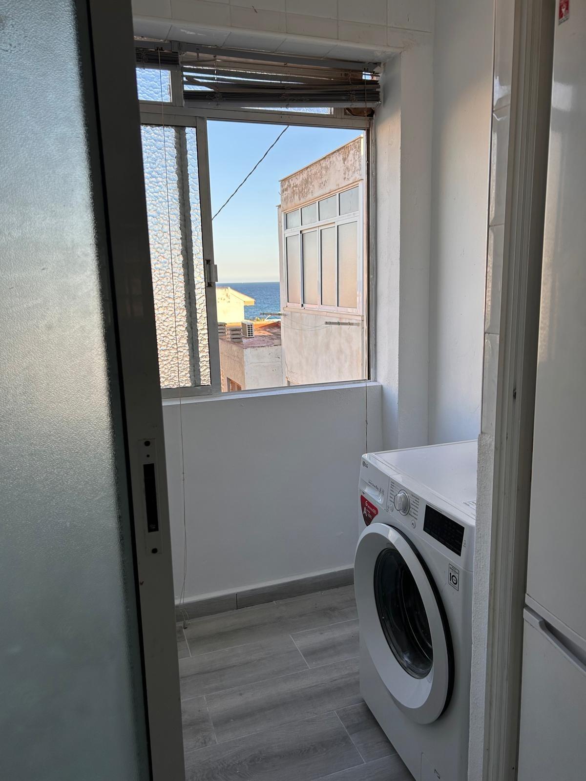 SE VENDE FABULOSO APARTAMENTO EN TORRE DE LA HORADADA - foto 9