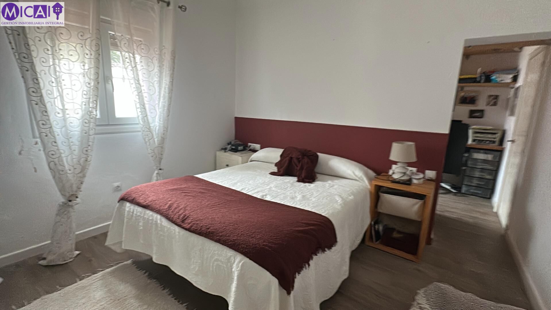 CHALET EXCLUSIVO CON PISCINA Y DOS PLANTAS - ZONA EL MARQUES - foto 48