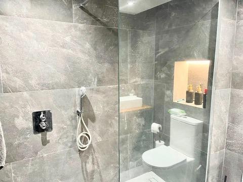 Elegante adosado reformado en Pueblo de Guadalmina – A pocos - foto 5