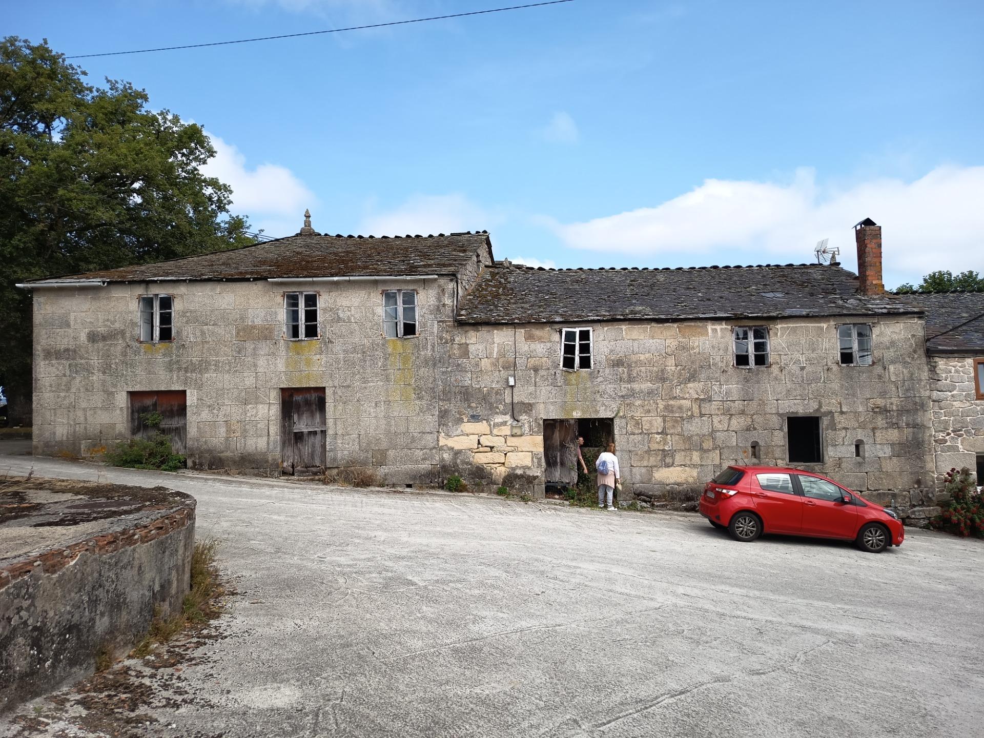 Casa señorial, de piedra, con finca aneja de 3.500 m2, en su - foto 3