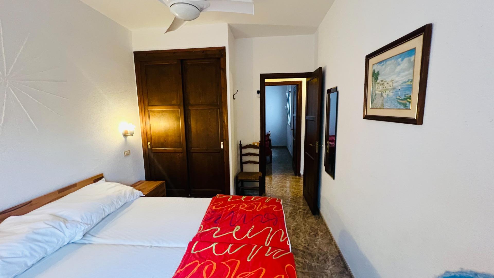 Chalet con gran jardín en Tres Cales a pocos metros de la pl - foto 17