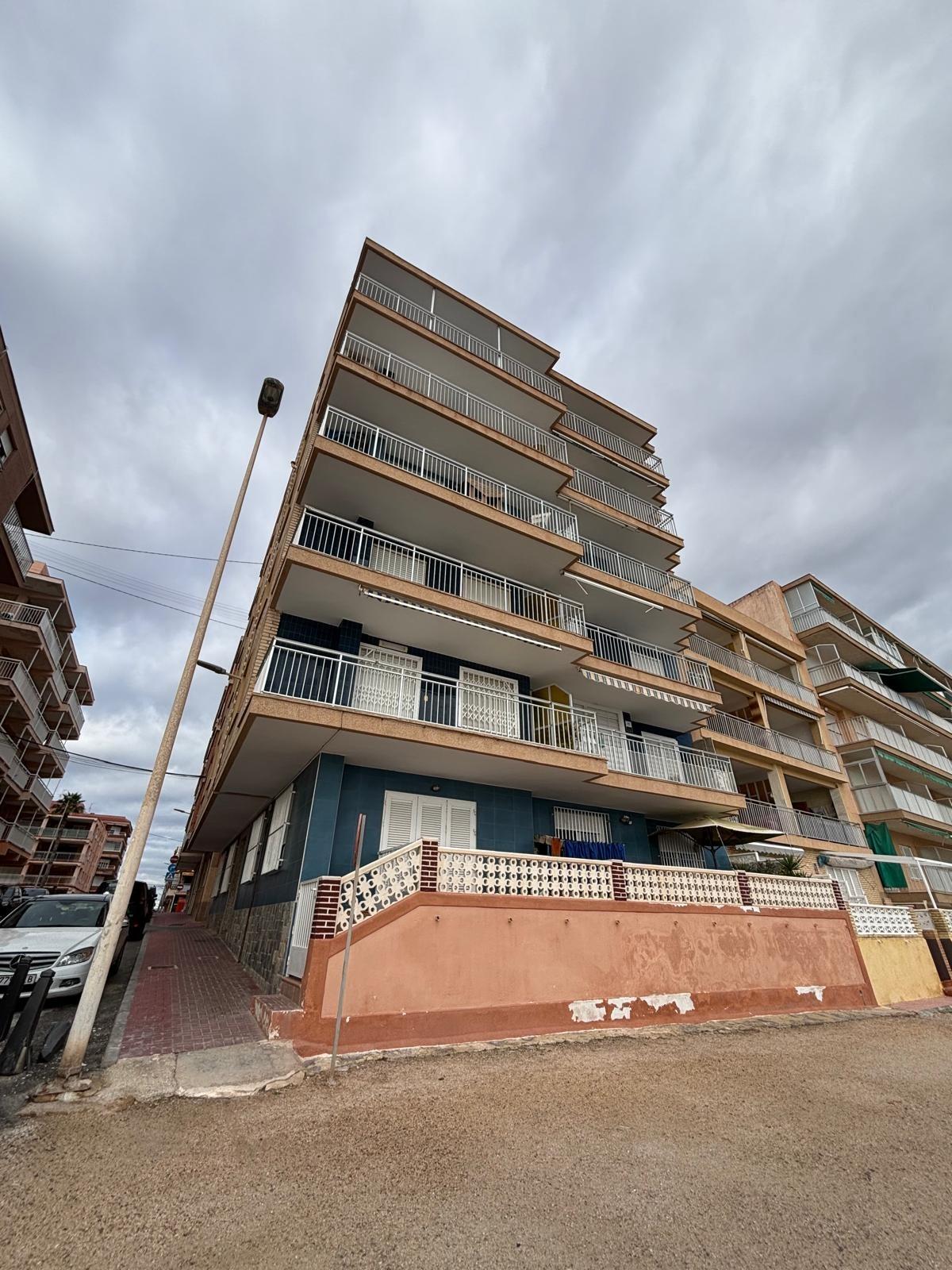 APARTAMENTO EN PRIMERA LÍNEA EN PLAYA DE LOS NAUFRAGOS - foto 12