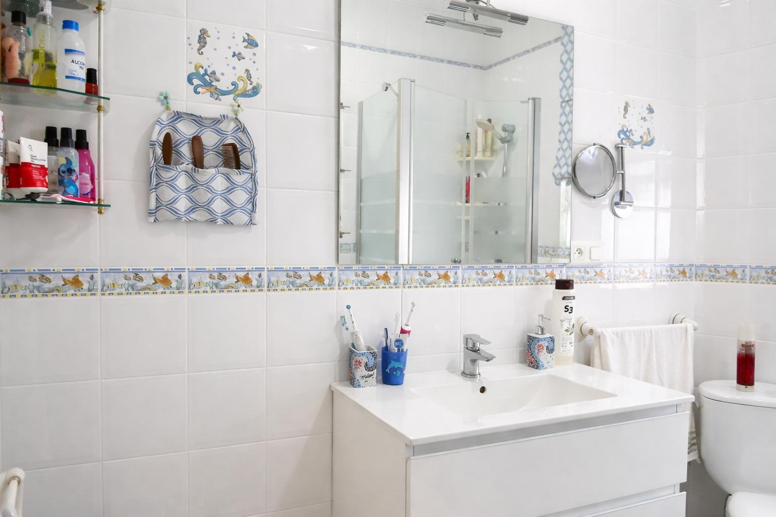 PISO EXTERIOR REFORMADO EN CALLE FRANCISCO GARCÍA DE SOLA - foto 7