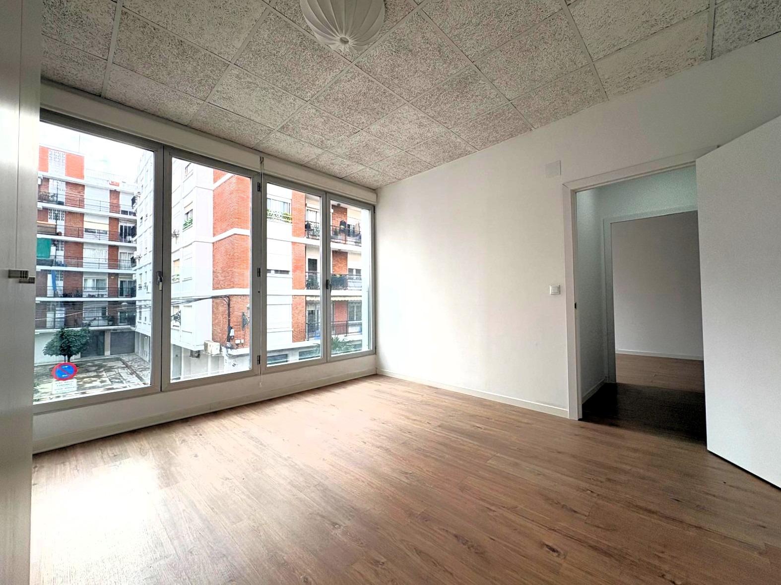 ALQUILER DE TEMPORADA · AMPLIA VIVIENDA CON TERRAZA DE 30 m2 - foto 14