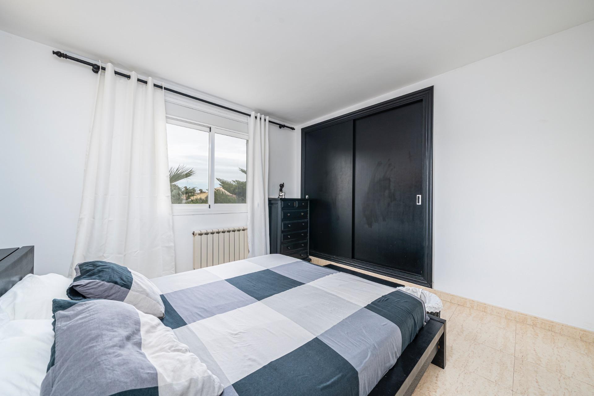 Piso en Sa coma con piscina, parking y terraza - foto 12