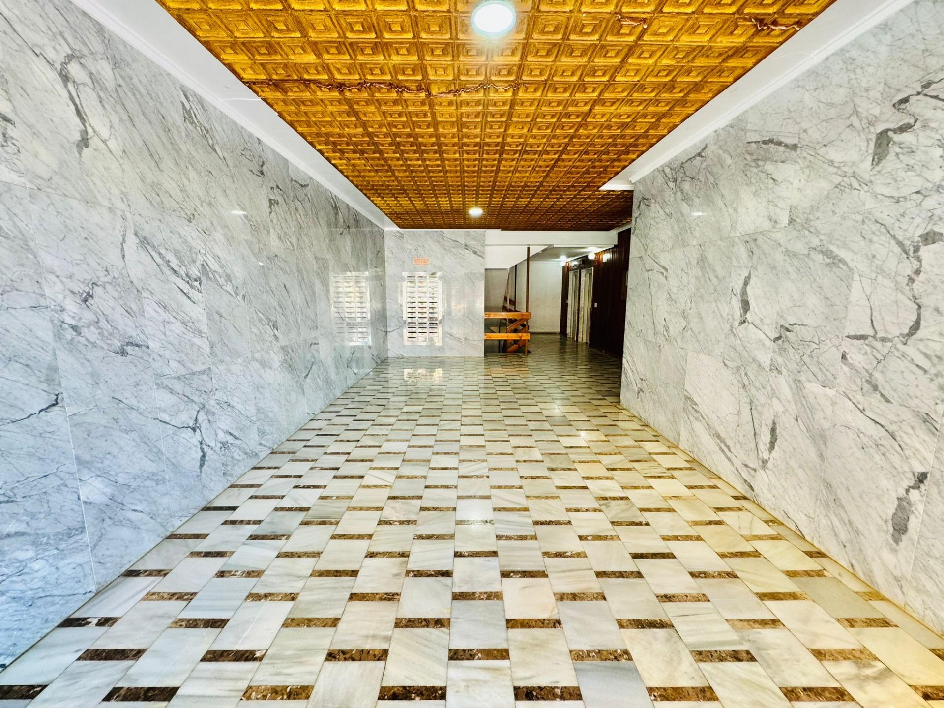 Piso de 3 dormitorios en Tercera Planta, primera linea Playa - foto 28