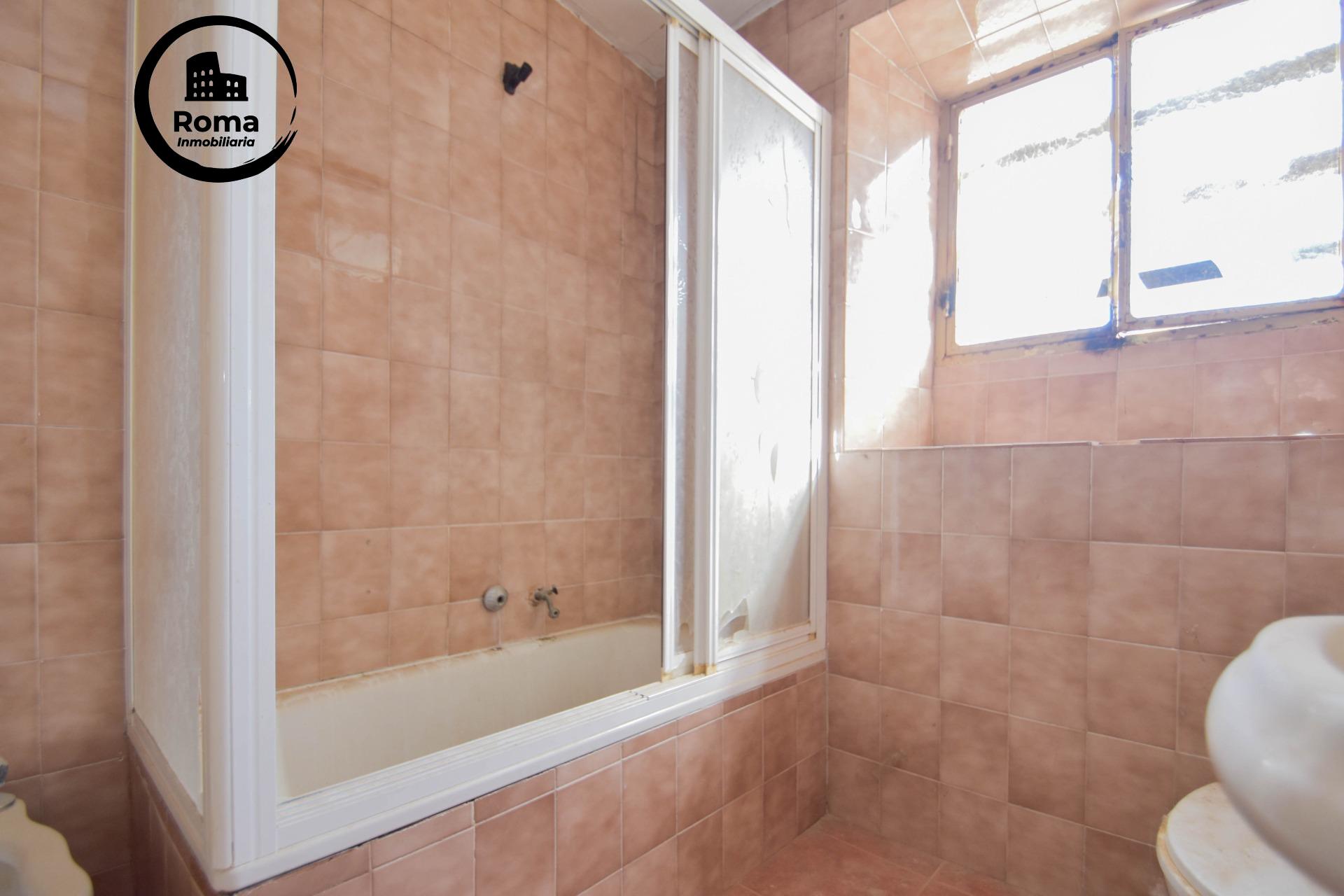 Casa en Atarfe - Oportunidad para Reformar y Personalizar - foto 27