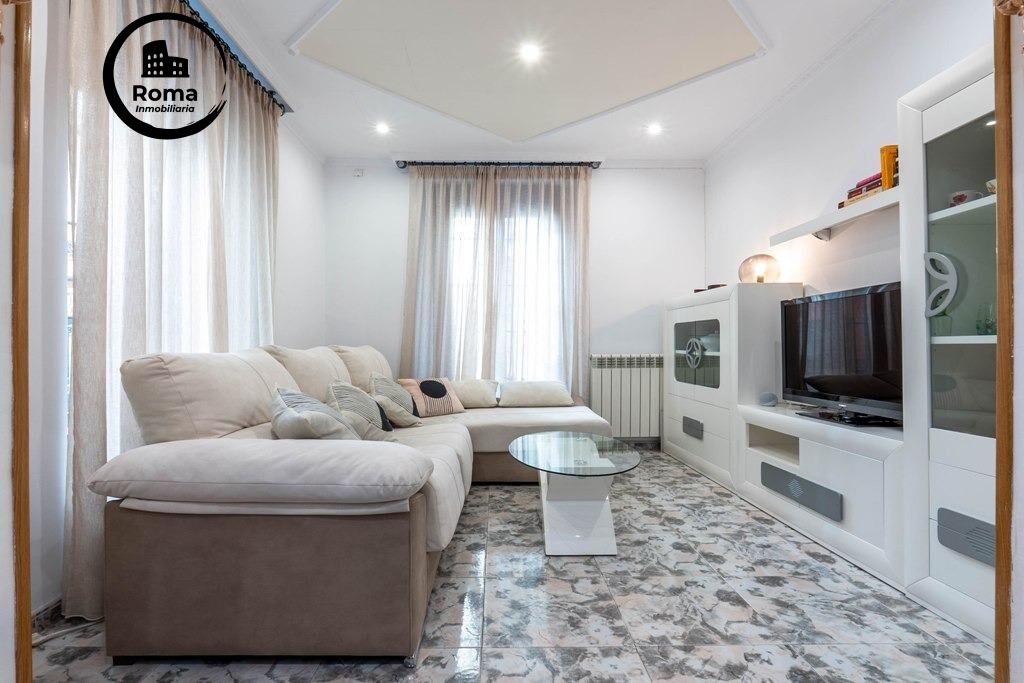 Piso con licencia de alquiler turístico en pleno centro de G