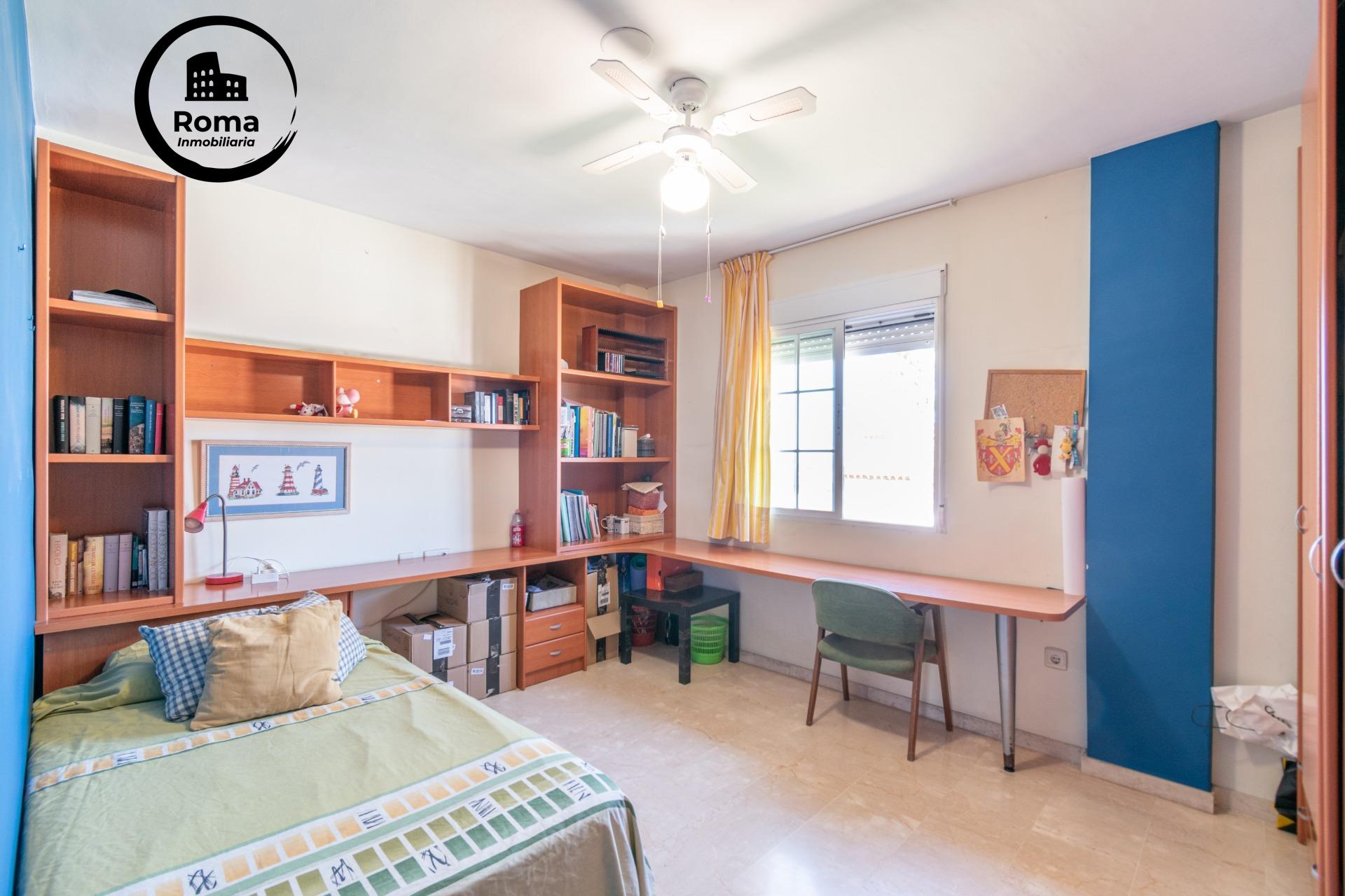 Impresionante Chalet en La Zubia con Piscina y Espacios Ampl - foto 41