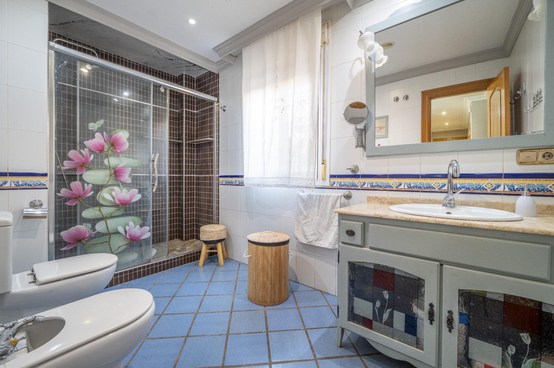 Exclusivo Chalet con estructura planaen Huetor Vega con Pisc - foto 24