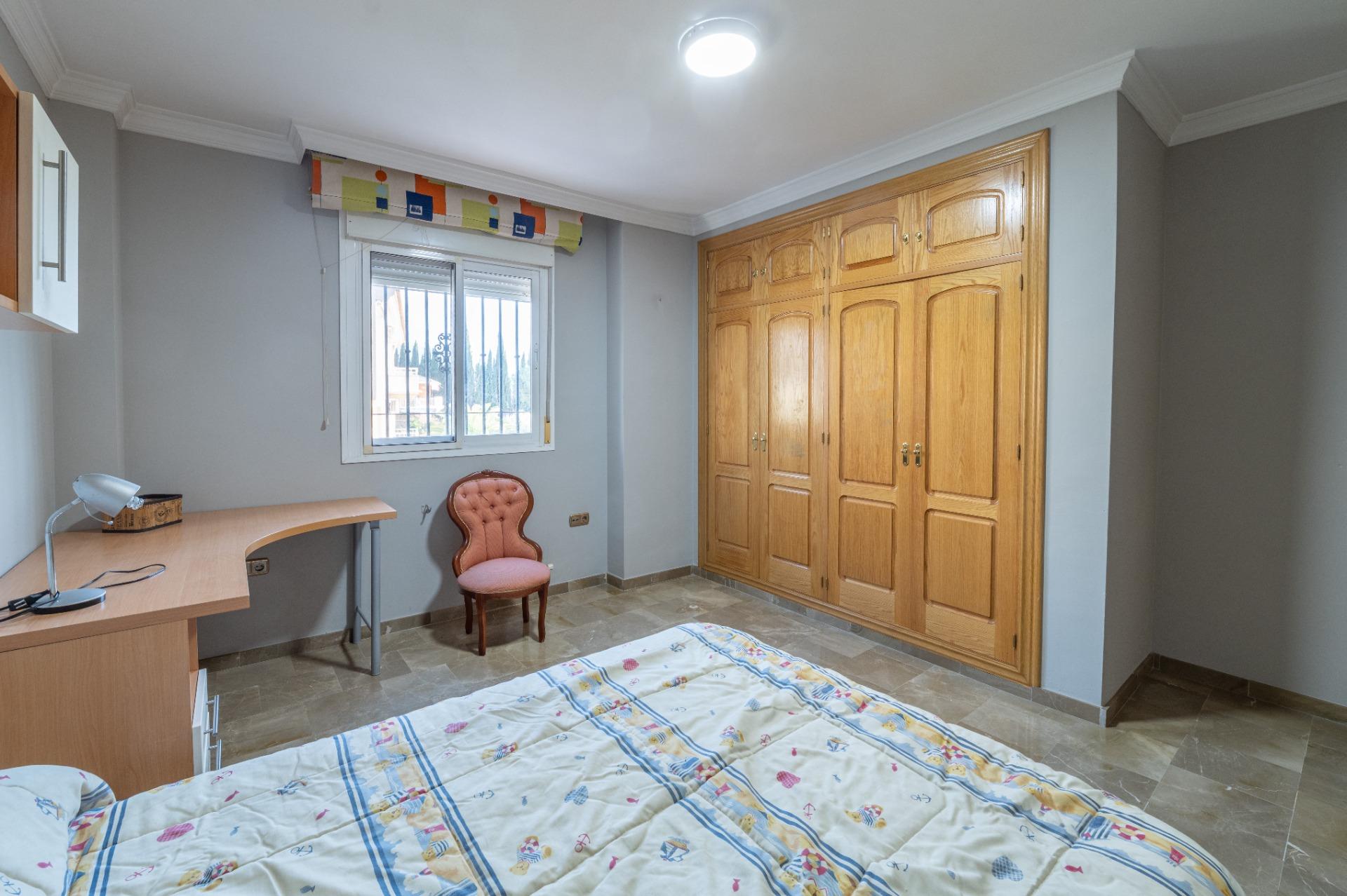 Exclusivo Chalet con estructura planaen Huetor Vega con Pisc - foto 40