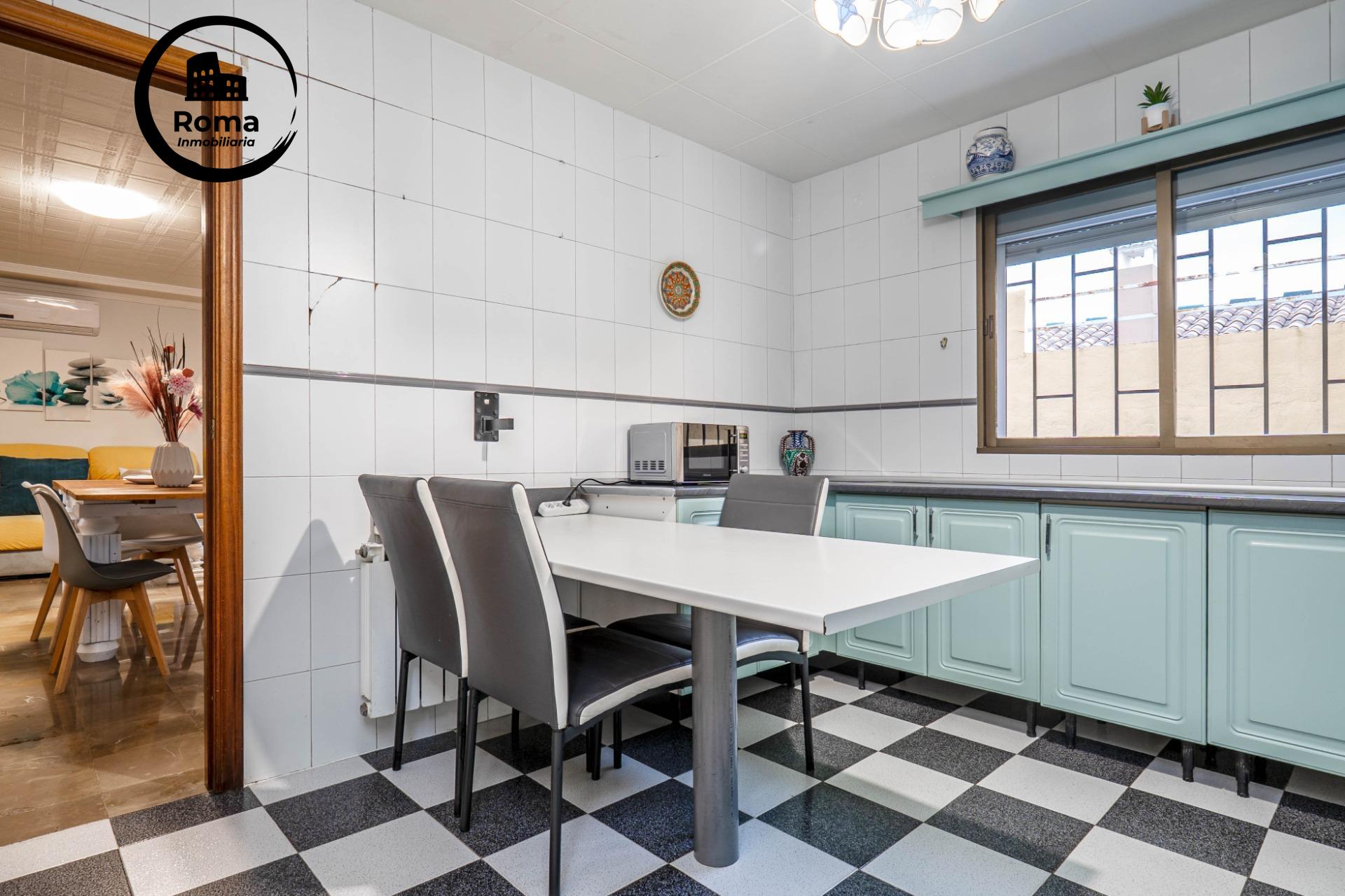 Chalet con Piscina en los Rebites a pocos metros de Granada  - foto 38