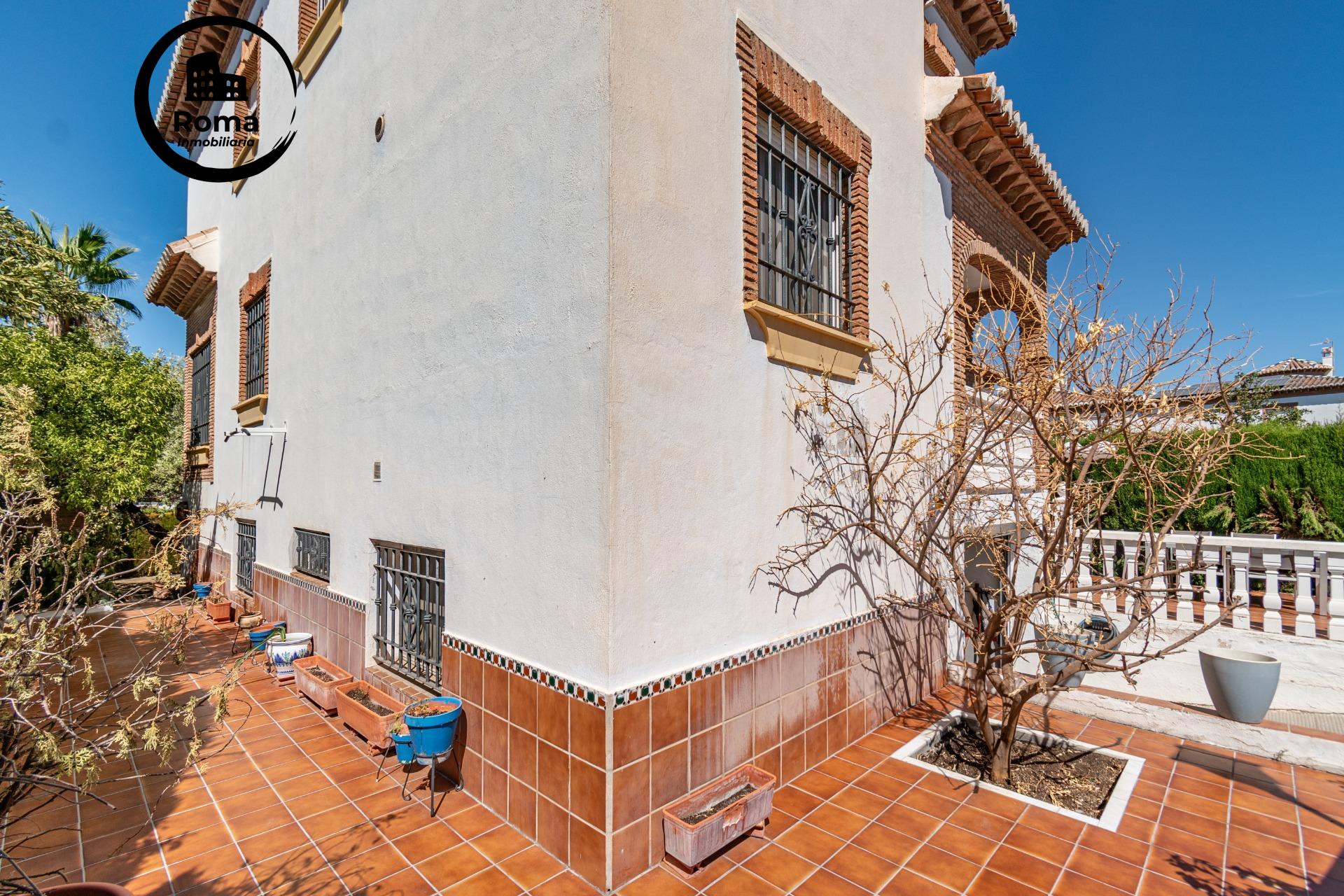 Impresionante Chalet en La Zubia con Piscina y Espacios Ampl - foto 14