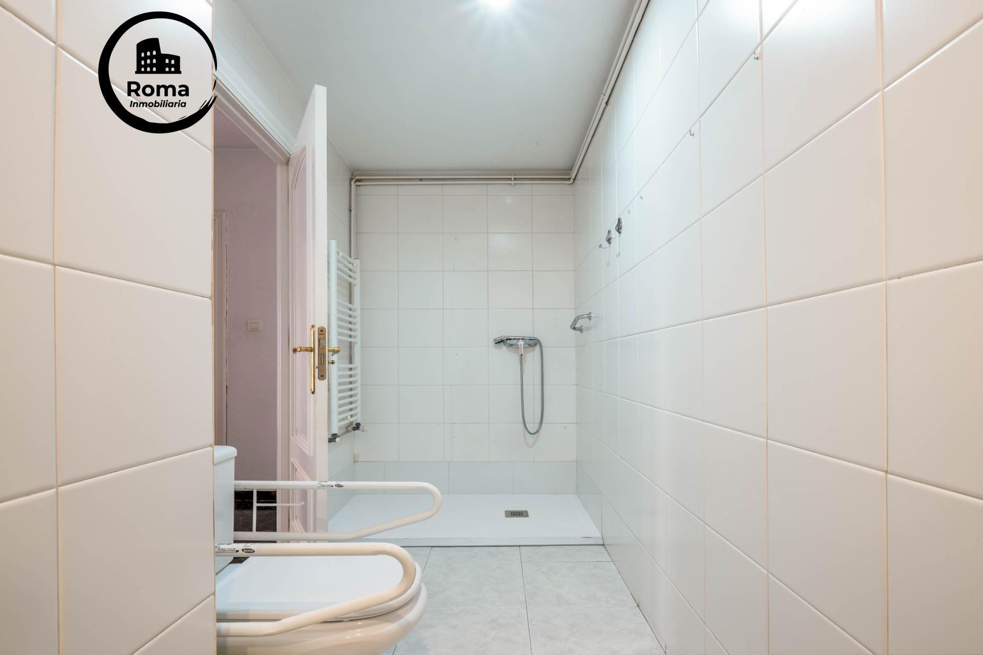 Precioso piso de 213 m2 en Pedro Antonio de Alarcón esquina  - foto 38