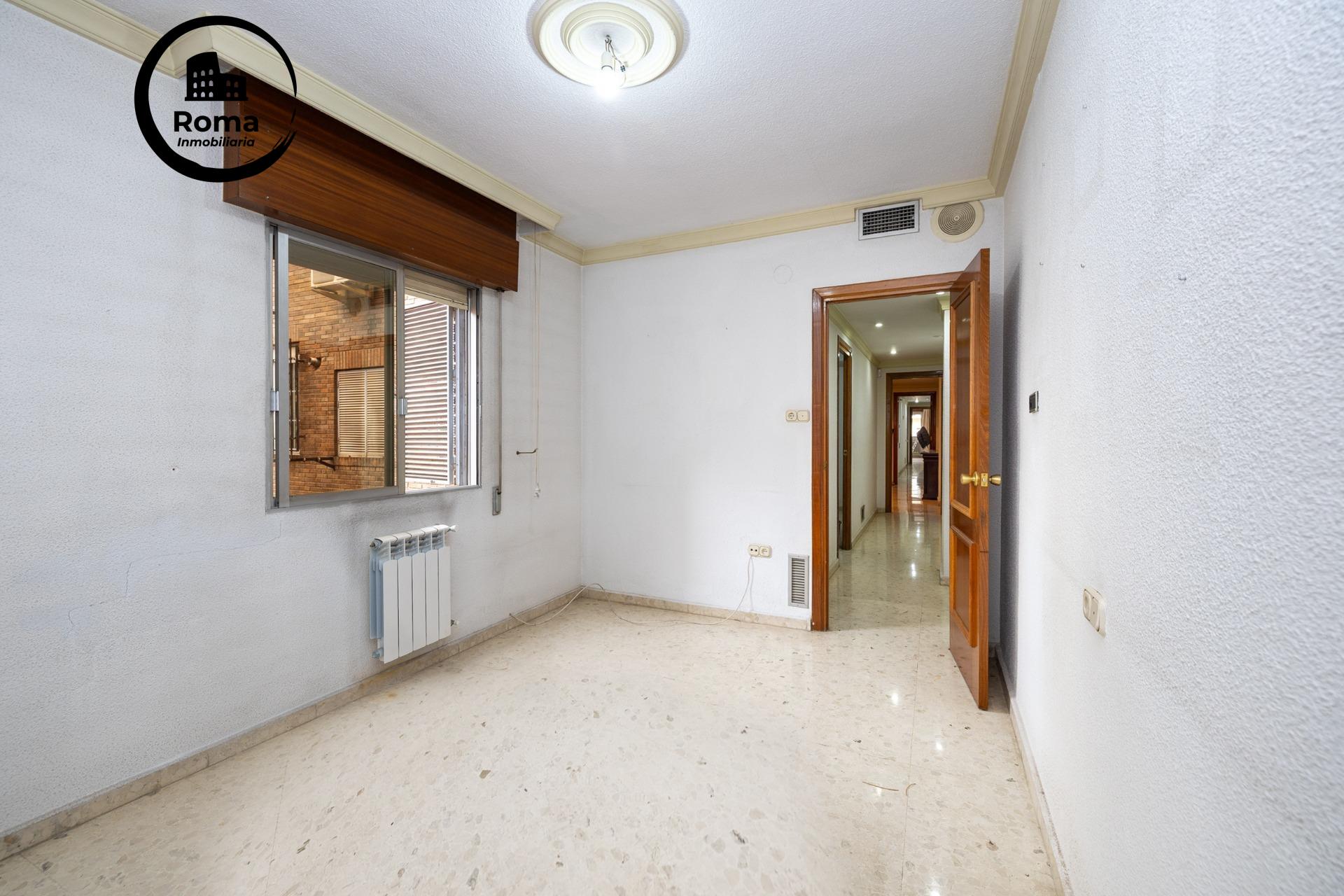 TU NUEVO PISO EN ALHAMAR TE ESTA ESPERANDO - foto 13