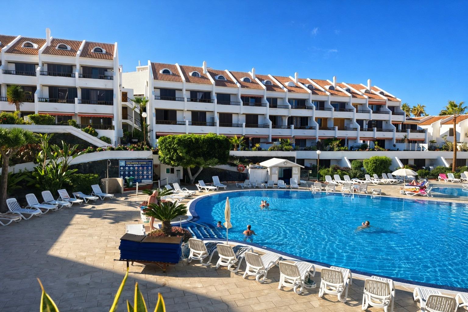 Apartamento en Parque Santiago 1 con terraza, parking y pisc - foto 26