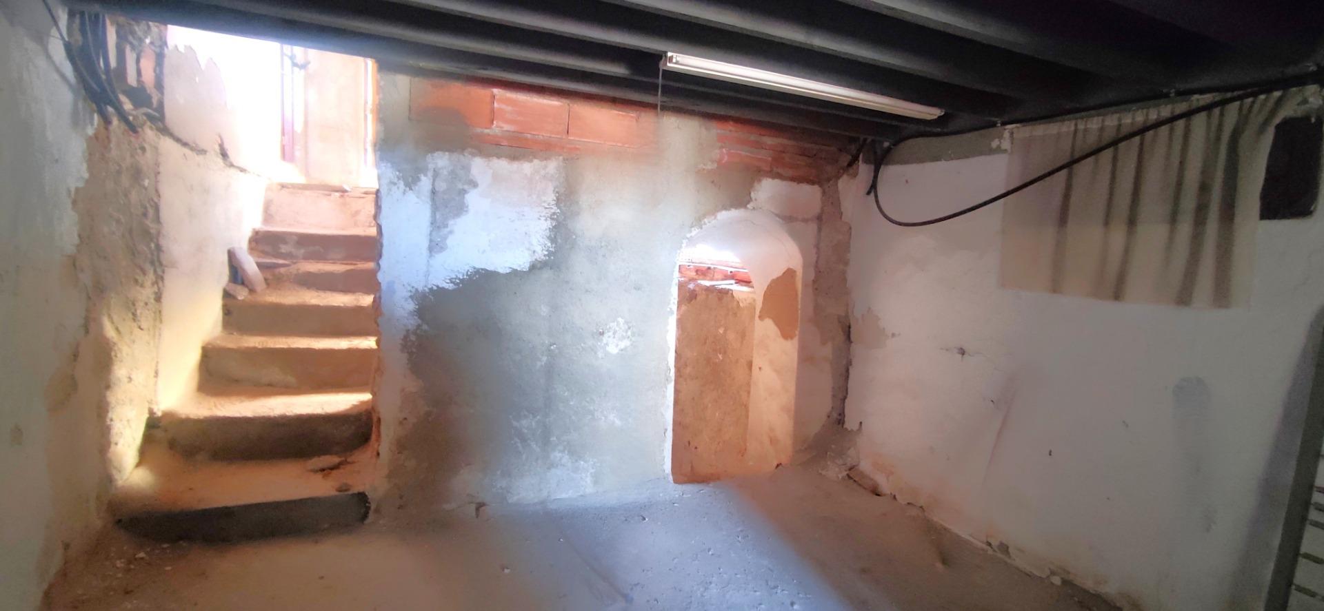 CASA PARA REFORMAR CON GRAN COCHERA EN LA VILLA DE NIJAR - foto 16