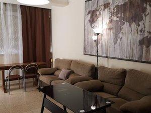 SOLO ESTUDIANTES. Zona Nervión. Excelente vivienda reformada