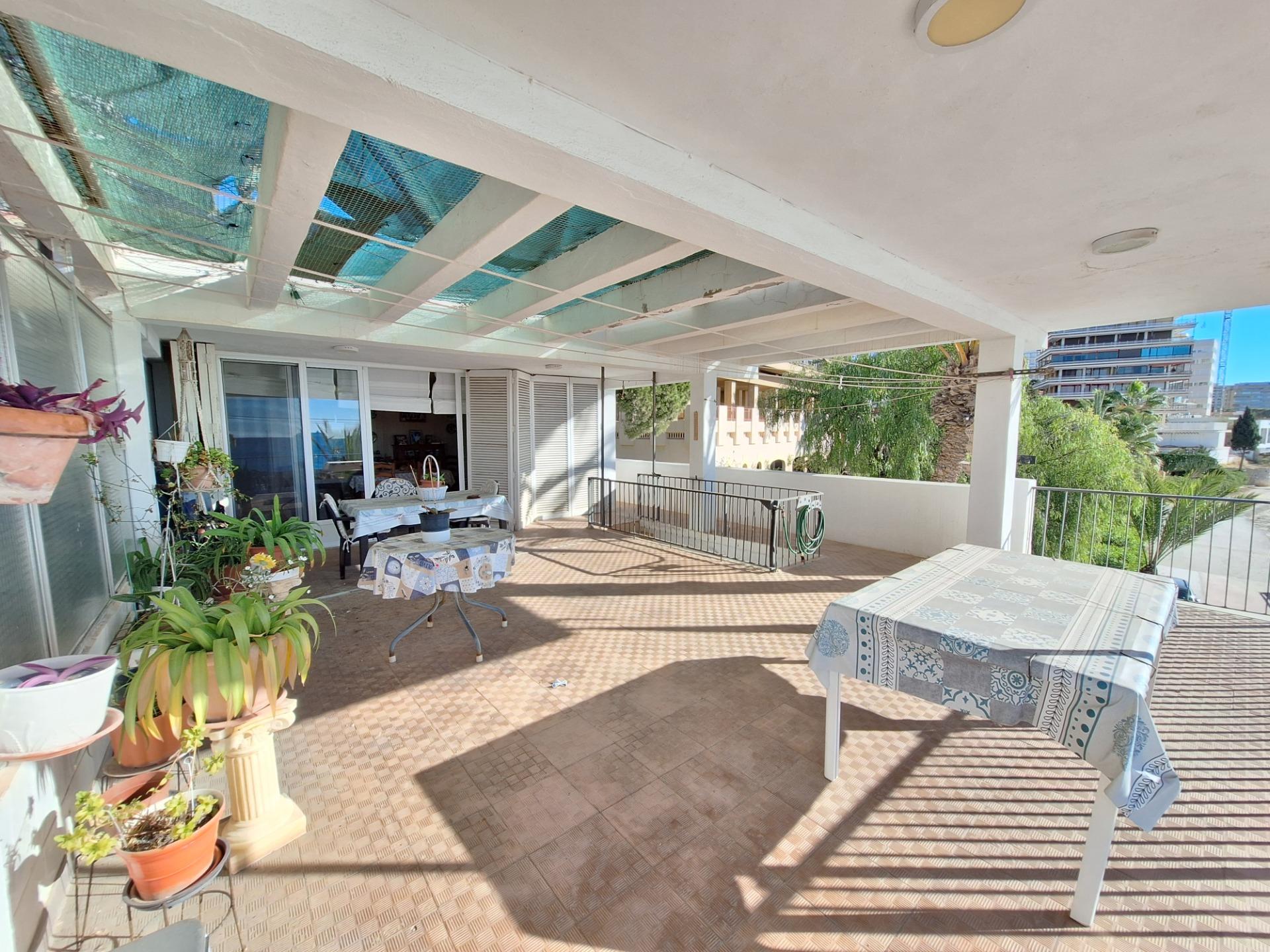 EXCEPCIONAL ubicación: CHALET PAREADO EN PRIMERA LINEA DE MA - foto 3