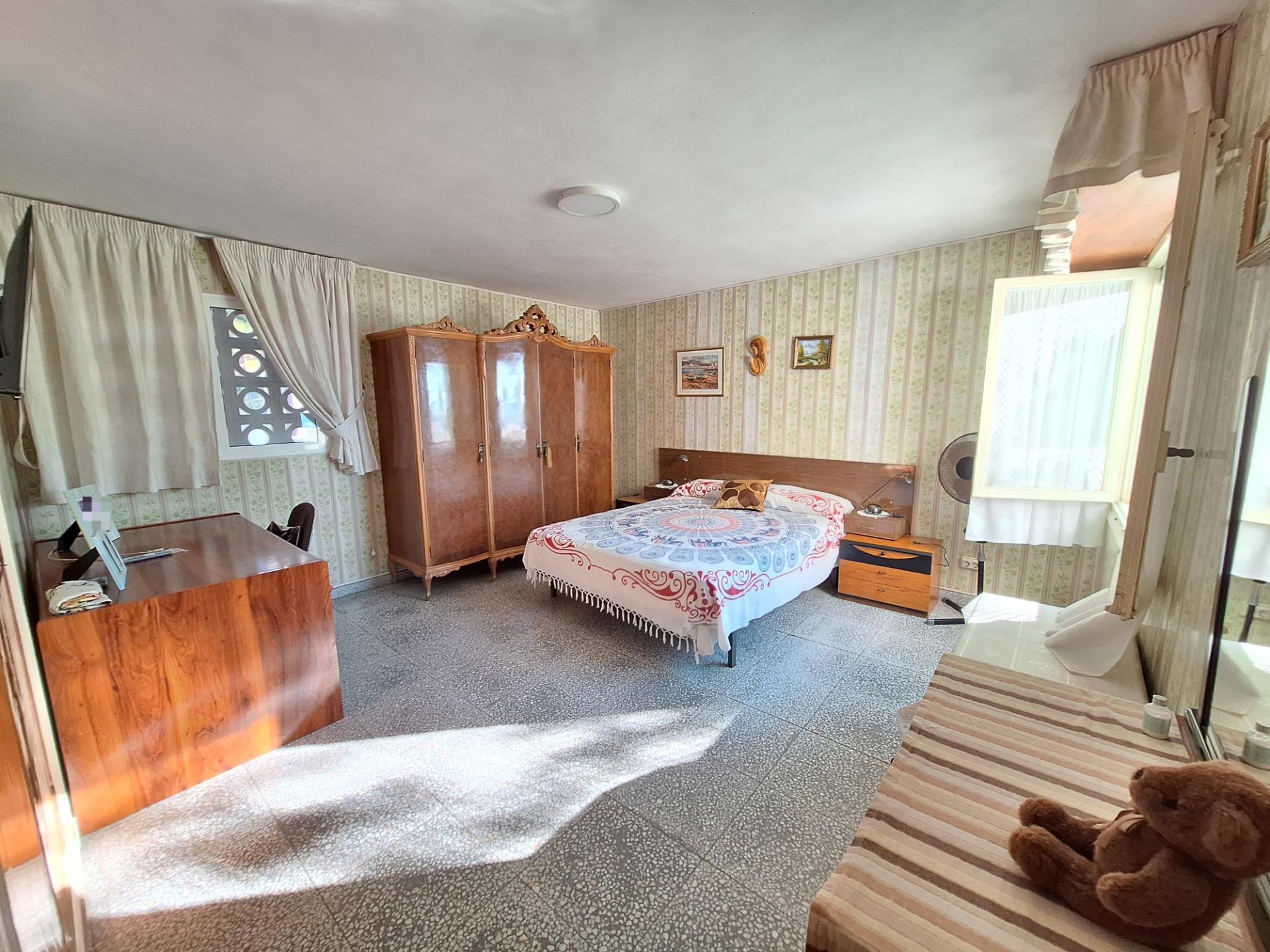 EXCEPCIONAL ubicación: CHALET PAREADO EN PRIMERA LINEA DE MA - foto 25