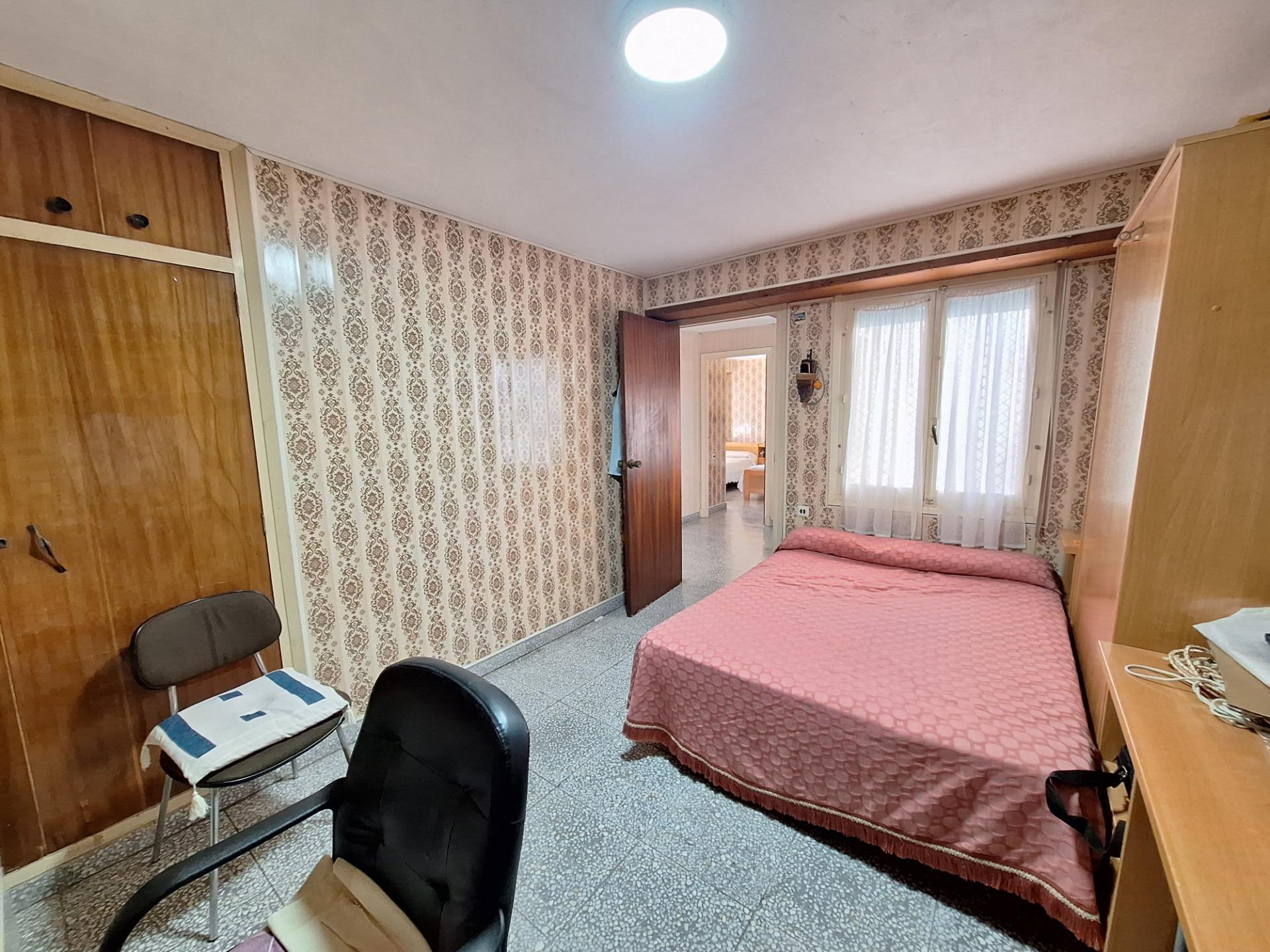 EXCEPCIONAL ubicación: CHALET PAREADO EN PRIMERA LINEA DE MA - foto 40