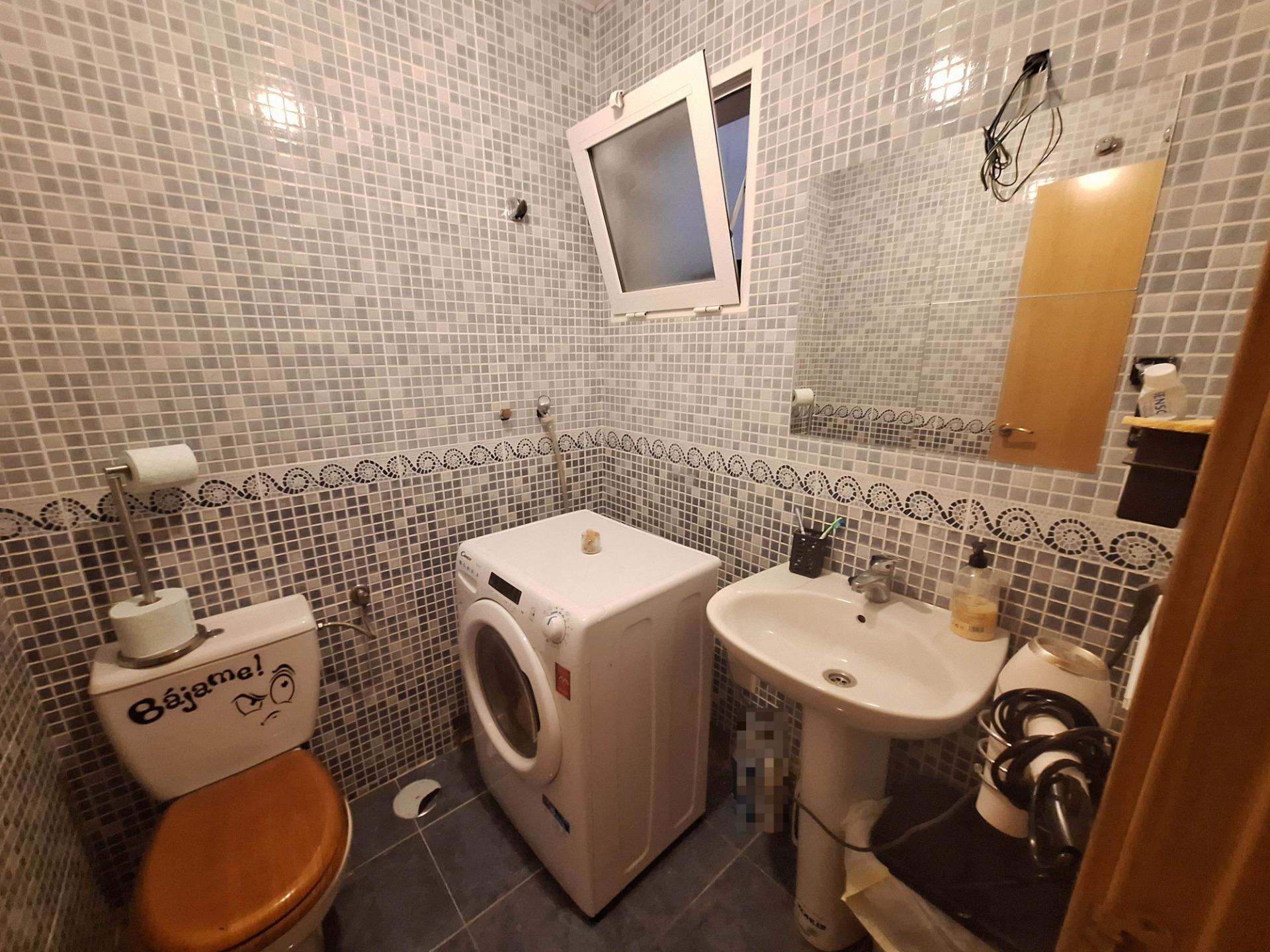 ACOGEDOR PISO CON GRAN TRASTERO Y DOS PLAZAS DE GARAJE CERCA - foto 12