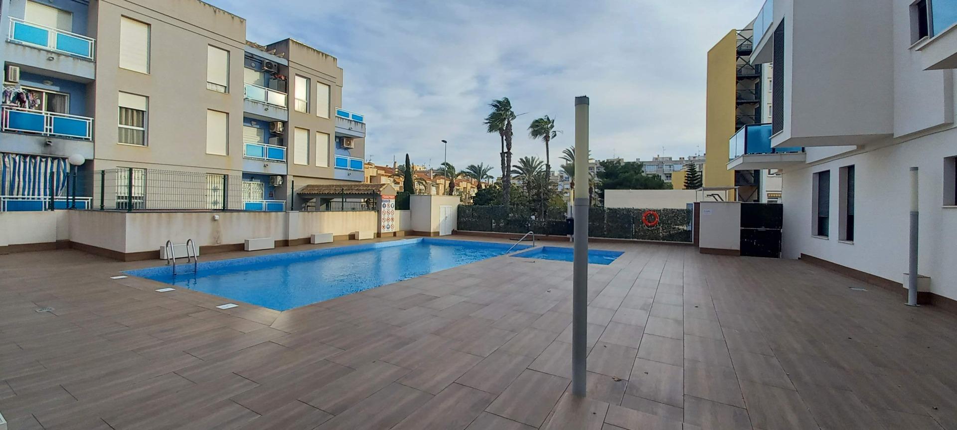 APARTAMENTO DE 2 DORMITORIOS 1 BAÑO EN TORREVIEJA (PLAYA DEL - foto 17