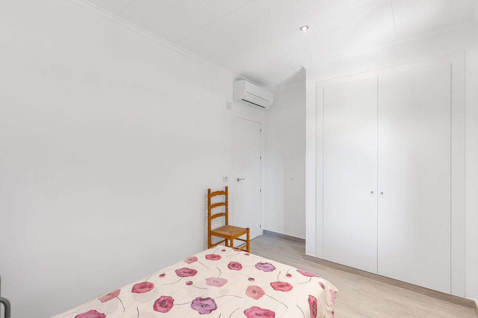 VILLA DE 4 DORMITORIOS 2 BAÑOS EN PUNTA PRIMA (ORIHUELA COST - foto 42