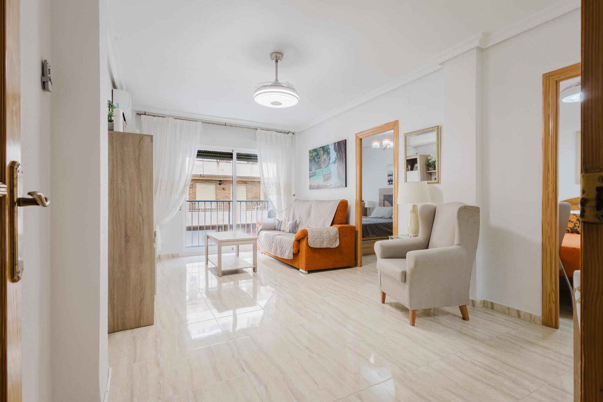 ENCANTADORA VIVIENDA DE 2 habitaciones JUNTO A LA PLAYA - foto 6