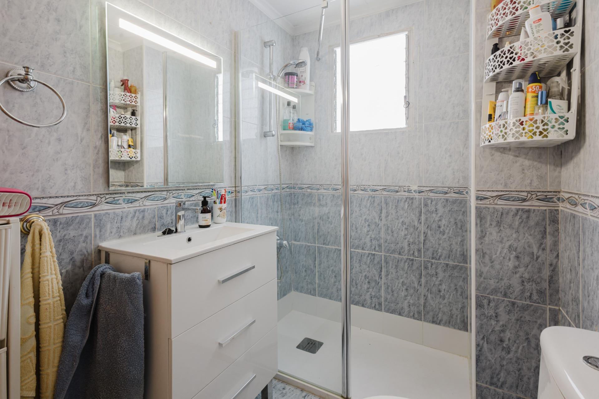 ENCANTADORA VIVIENDA DE 2 habitaciones JUNTO A LA PLAYA - foto 34