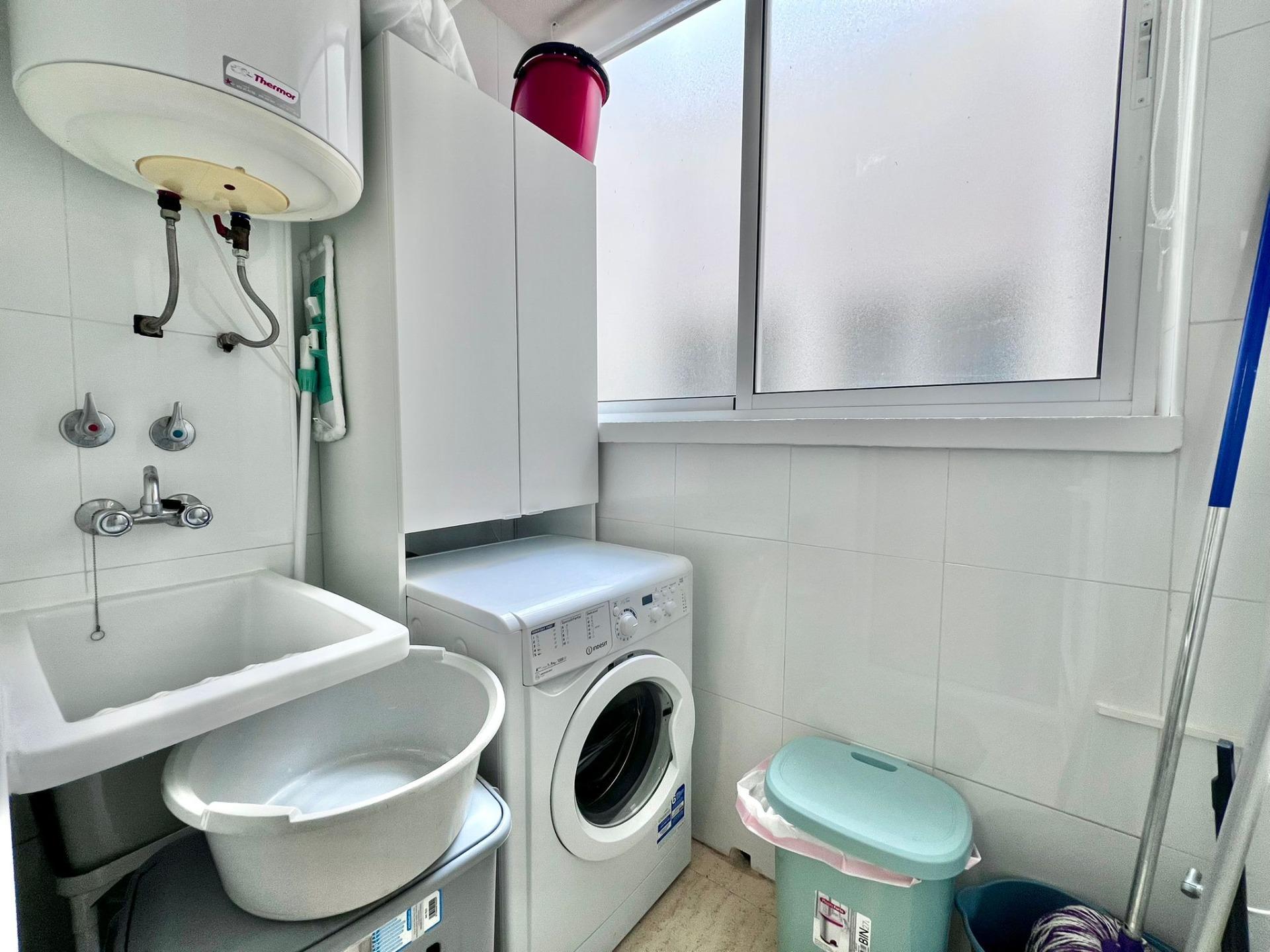 BUNGALOW DE 2 DORMITORIOS Y 1 BAÑO EN PILAR DE LA HORADADA ( - foto 14