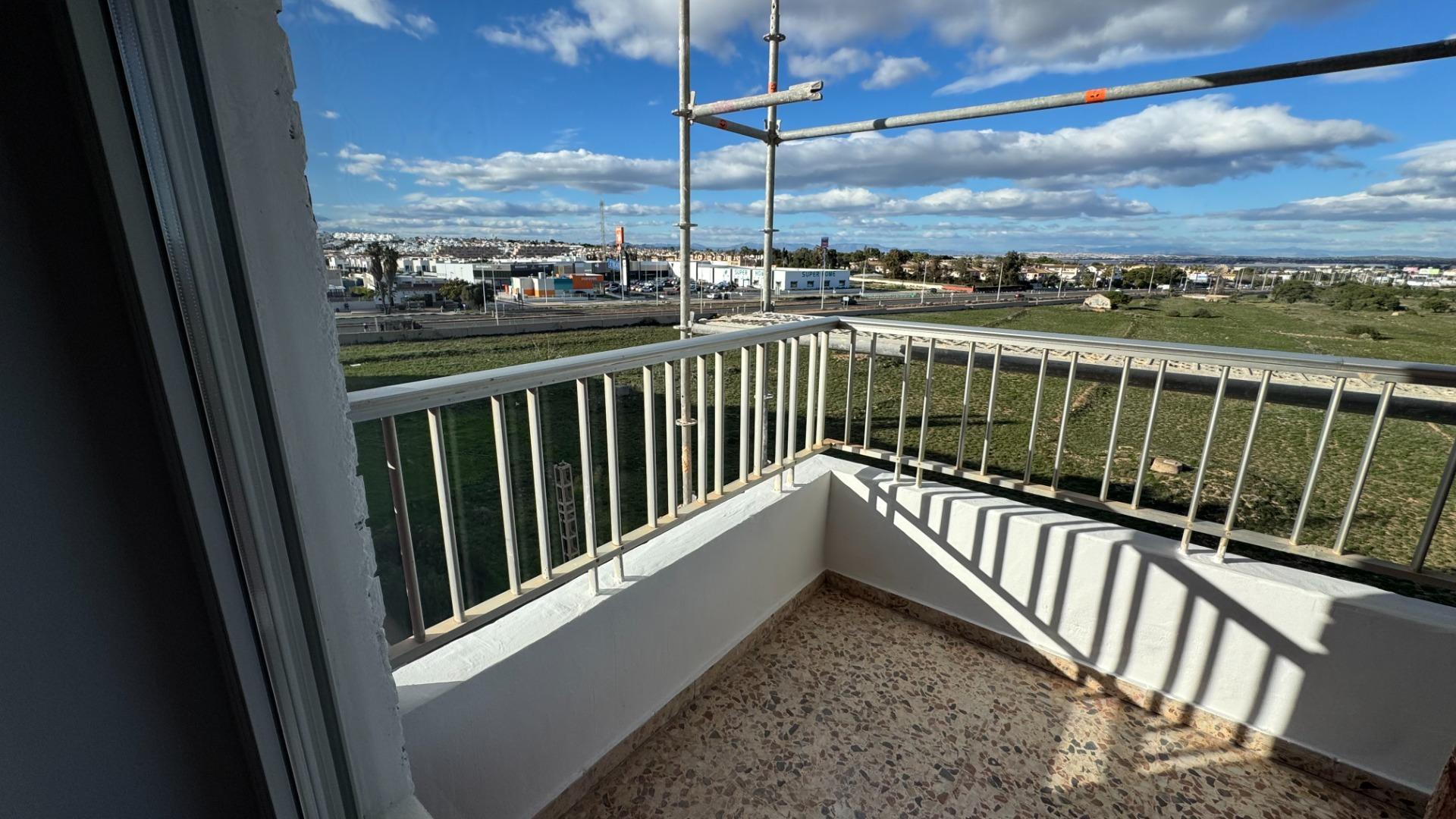 APARTAMENTO DE 2 DORMITORIOS 1 BAÑO EN PUNTA PRIMA (ORIHUELA - foto 20