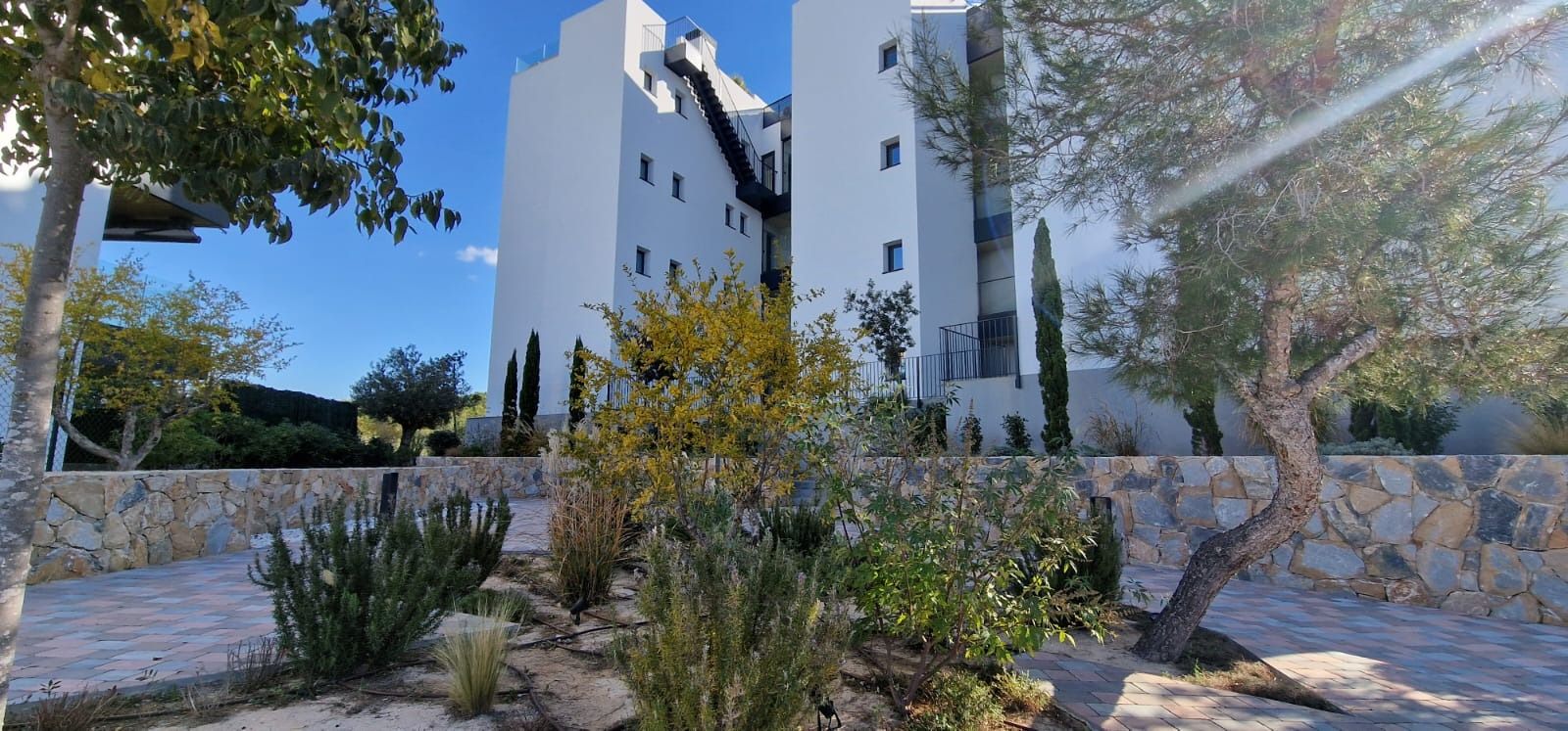 APARTAMENTO DE 3 DORMITORIOS Y 2 BAÑOS EN COLINAS GOLF (ORIH - foto 20