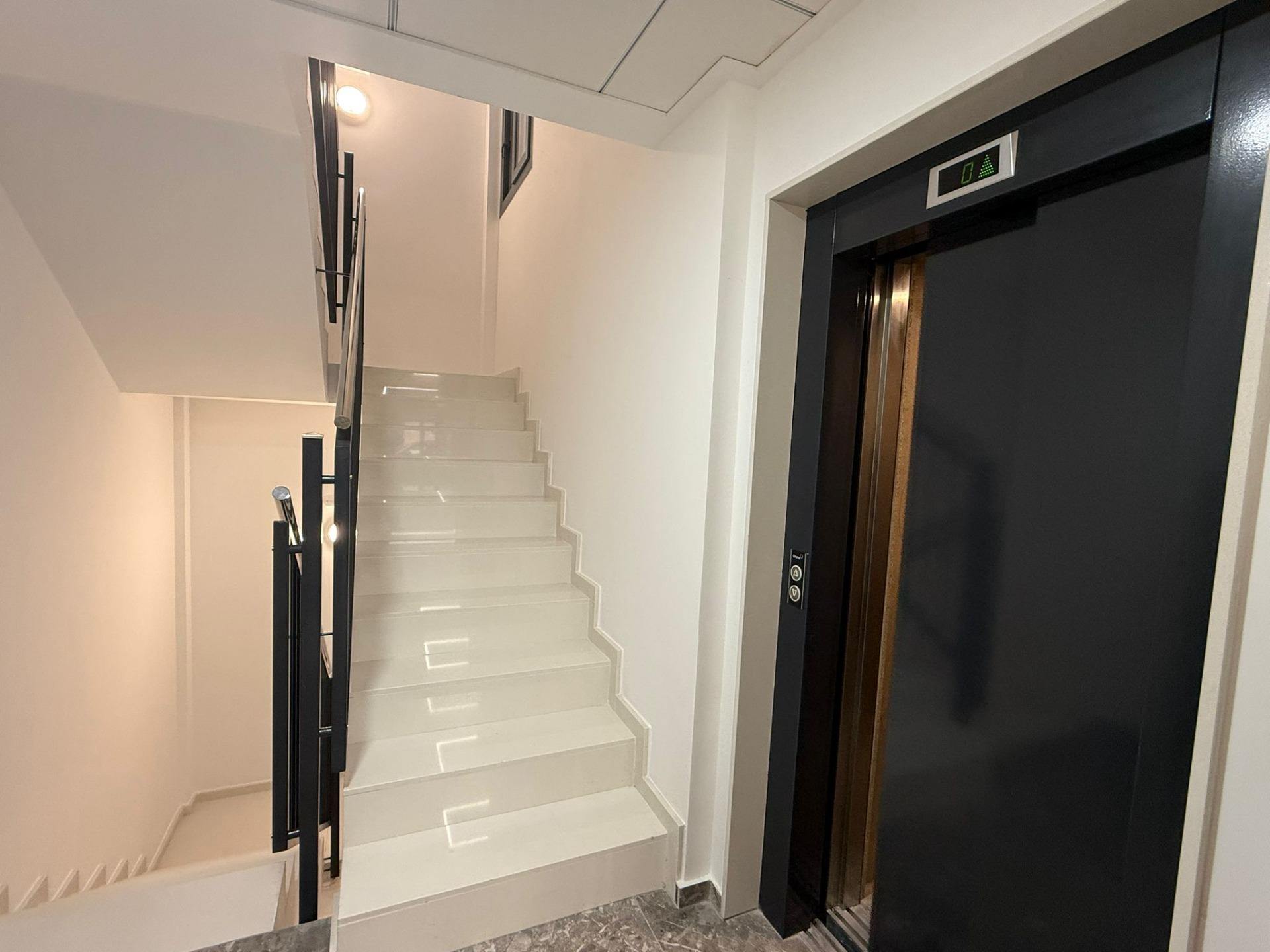 APARTAMENTO DE 2 DORMITORIOS Y 2 BAÑOS EN TORREVIEJA CERCA D - foto 22