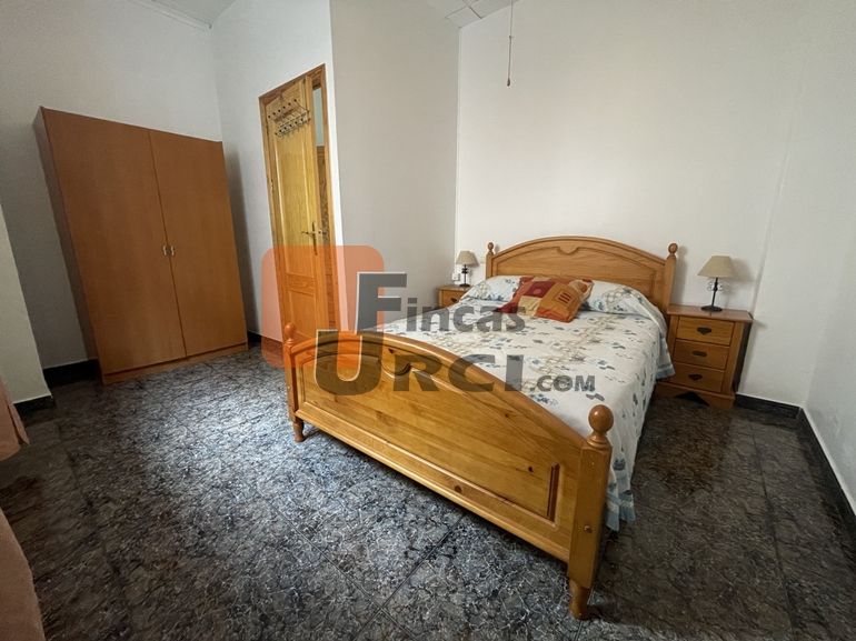 Amplia Casa haciendo esquina en Águilas. Ideal para inversor - foto 10