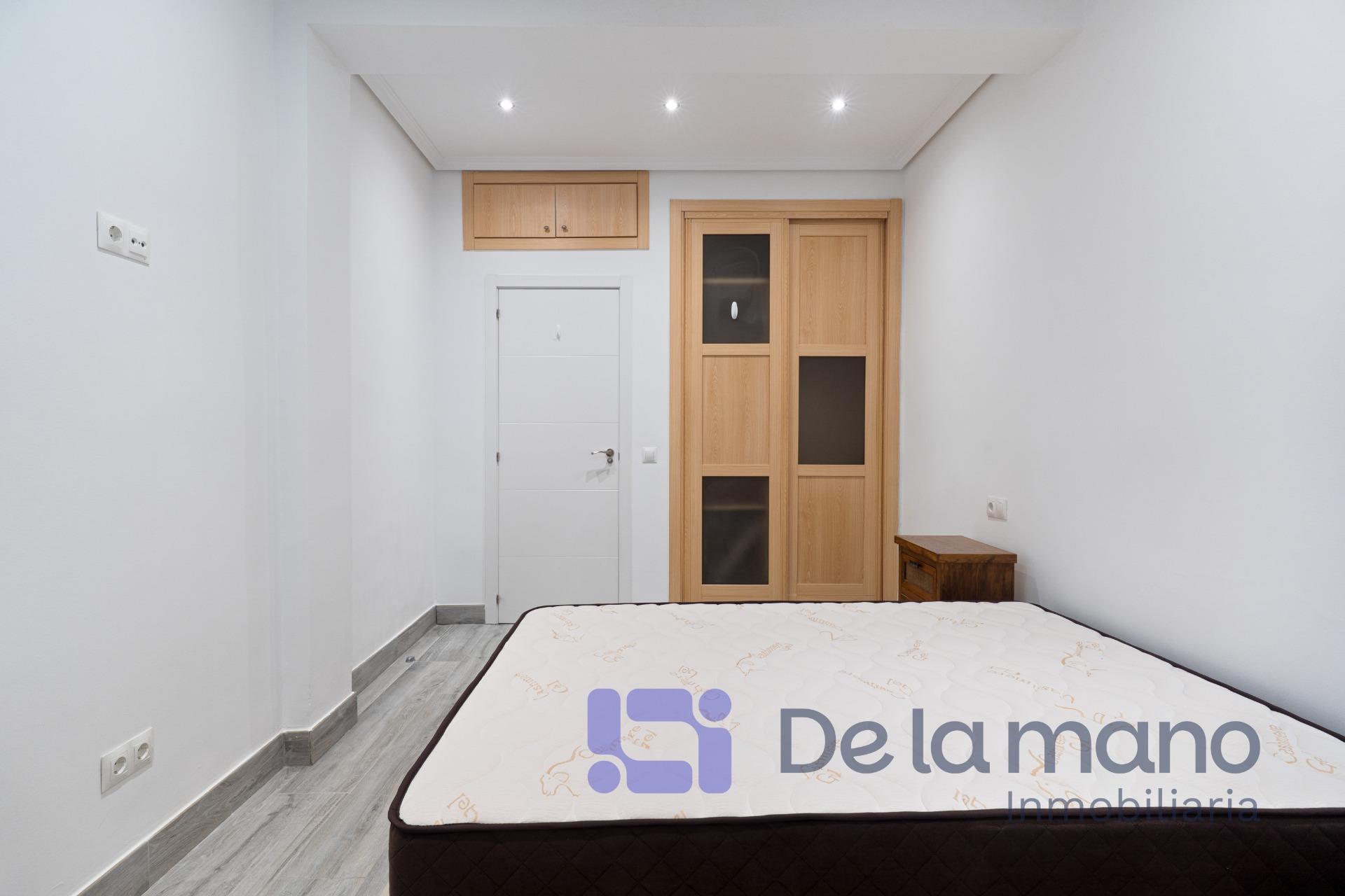 AGRADABLE PISO RECIÉN PINTADO Y TOTALMENTE AMUEBLADO PARA VI - foto 9