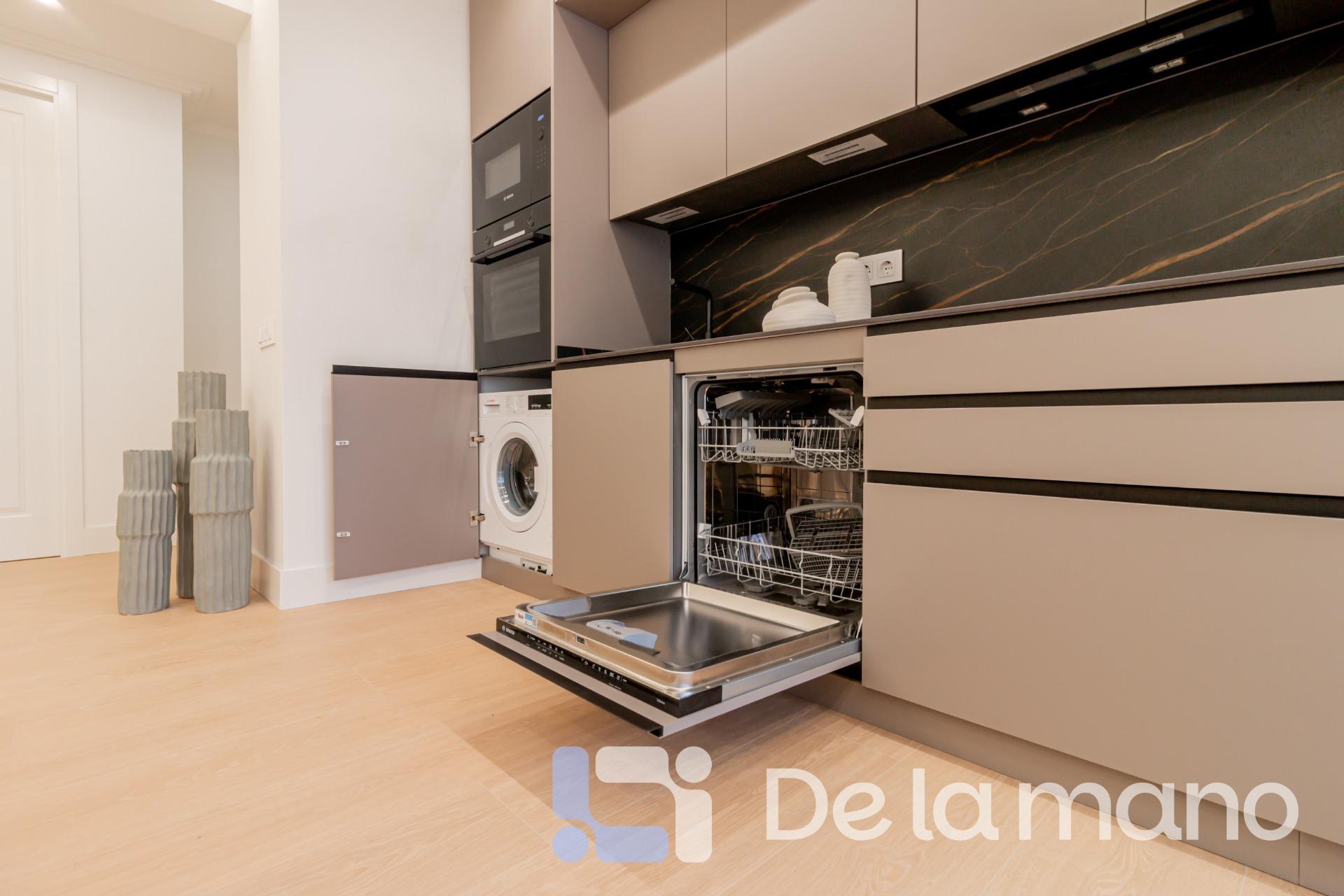 ELEGANTE PISO EN EL MEJOR BARRIO DE MADRID. - foto 8