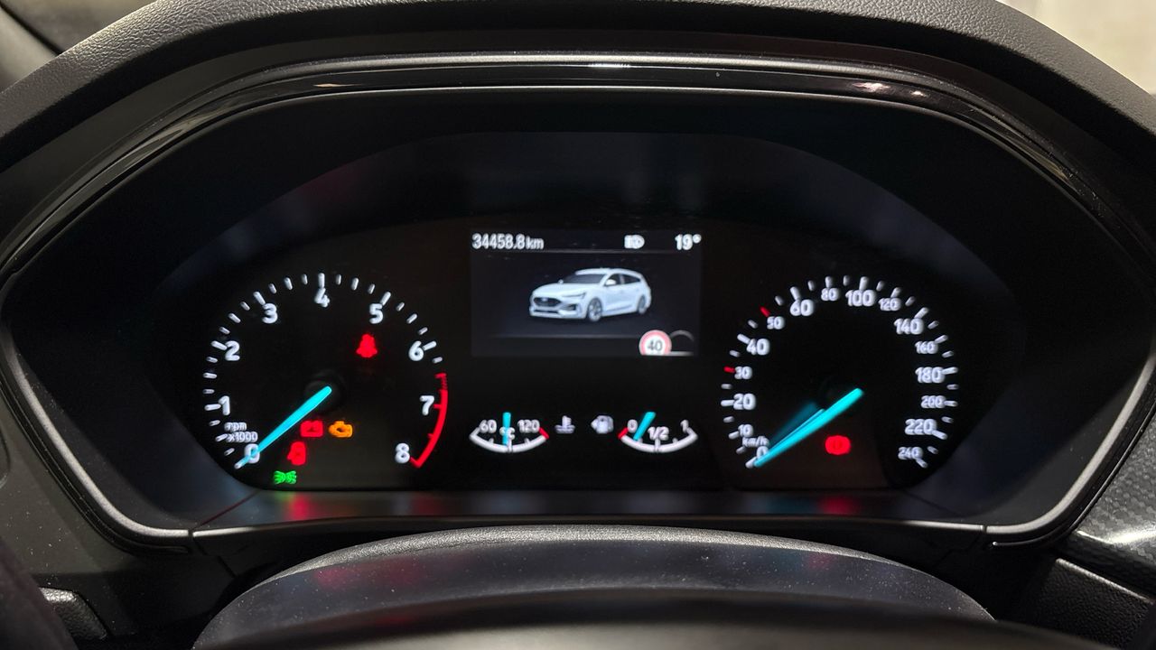 Ford Focus 1.0 ECOBOOST MHEV 92KW ST-LINE 125 5P - foto 15