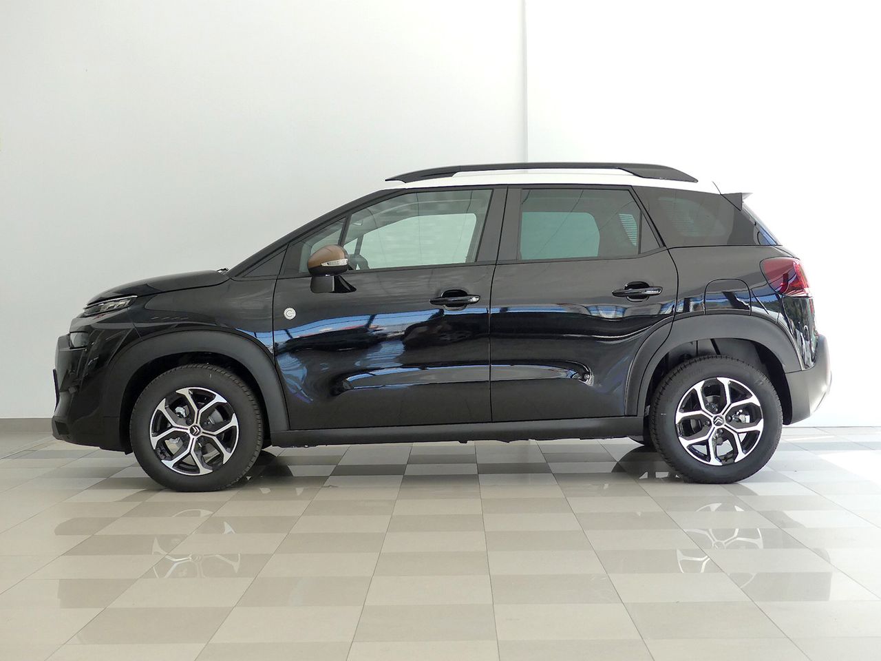 Citroën C3 Aircross 1.5 BLUEHDI 81KW S&S C-SERIES 110CV 5P 6 - foto 6