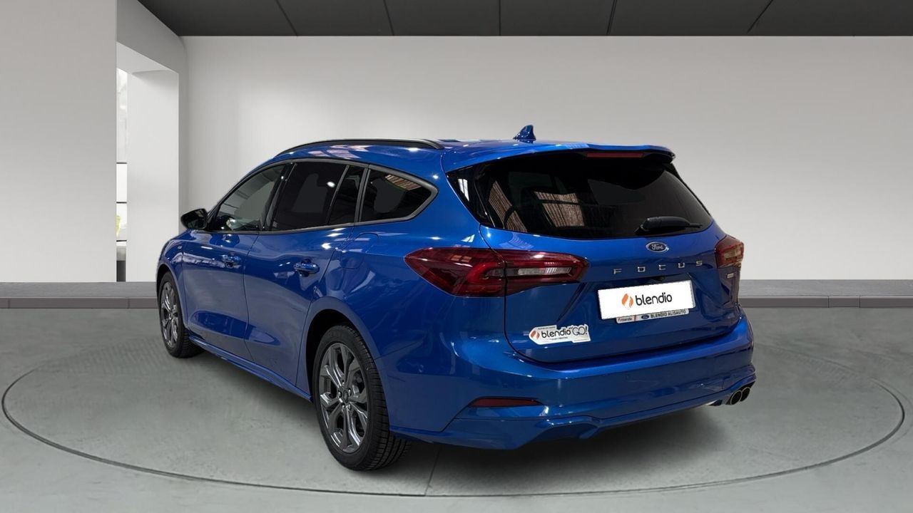 Ford Focus 1.0 ECOBOOST MHEV 92KW ST-LINE 125 5P - foto 2