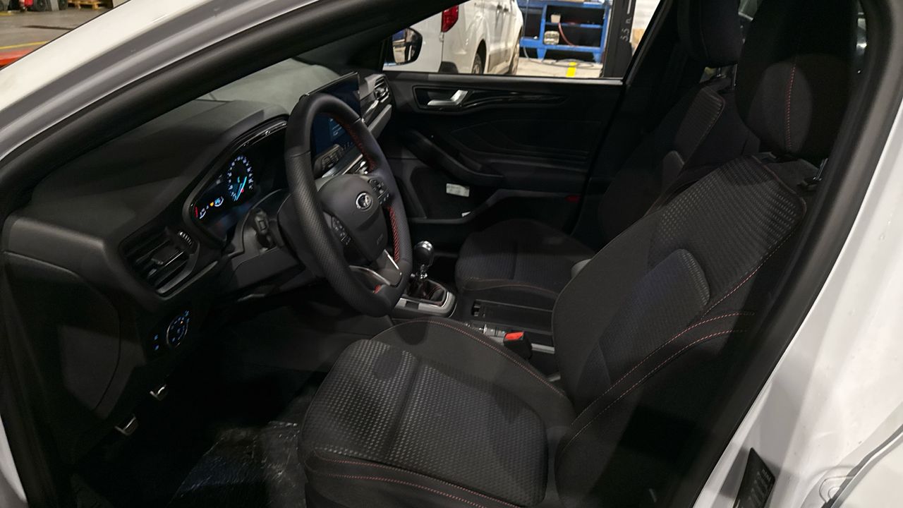 Ford Focus 1.0 ECOBOOST MHEV 92KW ST-LINE 125CV 5P - foto 11