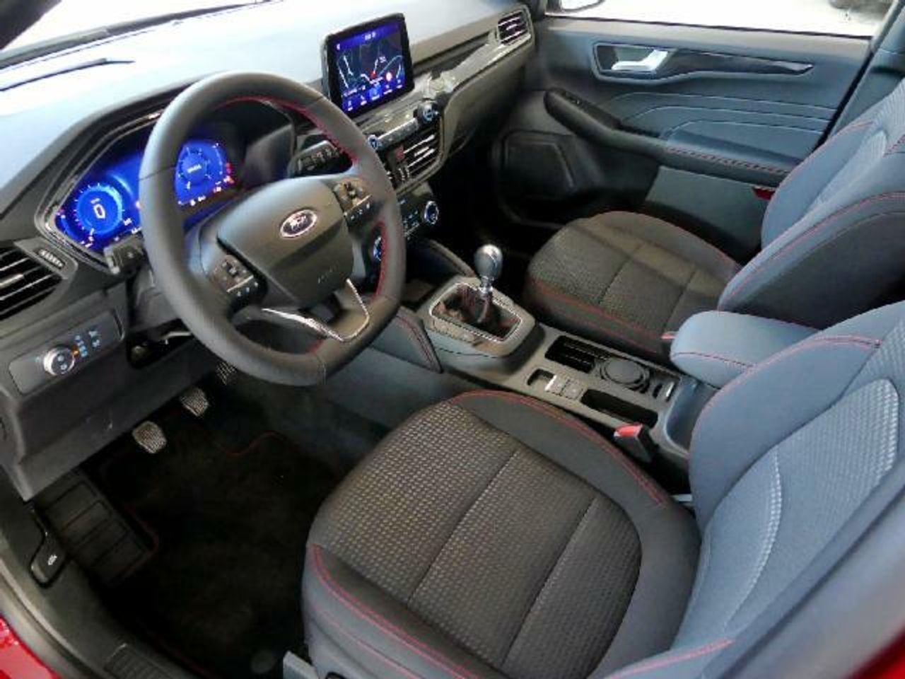 Ford Kuga 1.5 ECOBLUE 88KW ST-LINE 120 5P - foto 15