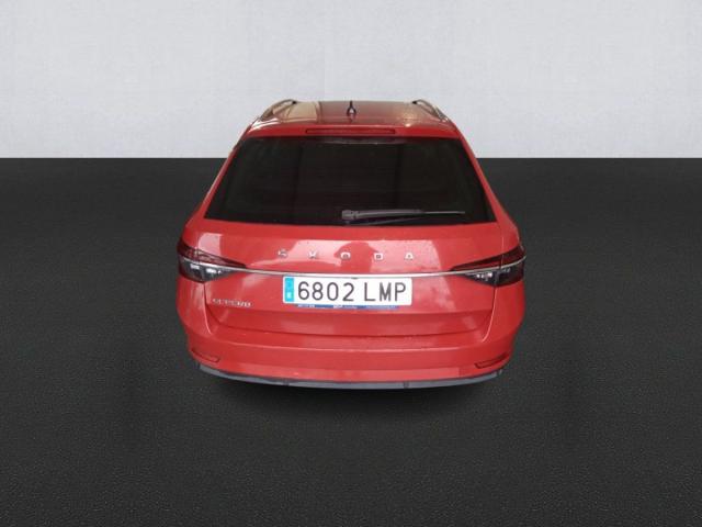 SKODA - Superb Station Wagon - Superb 2.0 TDI DSG Wagon Styl - foto 11