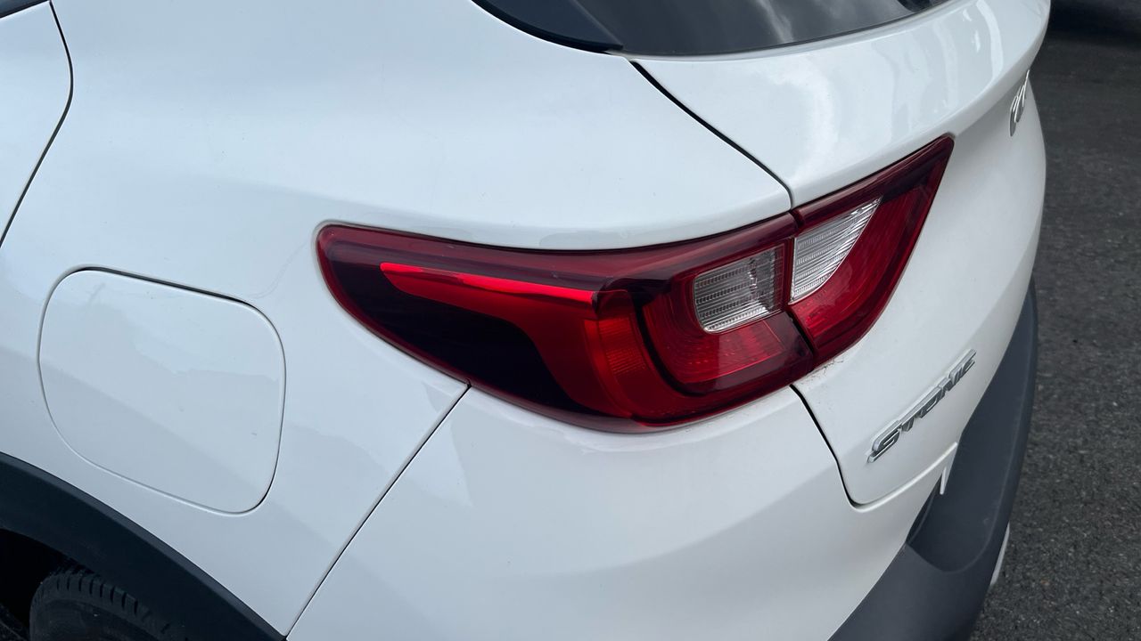 Kia Stonic 1.0 T-GDI MHEV IMT 74KW DRIVE 100 5P - foto 18